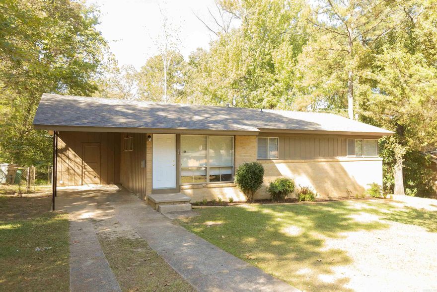 Cute 3BD/2BA in the Meadowcliff neighborhood of Southwest Little Rock that is waiting for you to call home. Beautiful hardwood floors throughout the home. Open floor plan in the living area and granite countertops in the kitchen. Spacious bedrooms with plenty of closet space. Large fully fenced back yard with a back deck that is perfect for grilling and chilling. This property is managed by Hoffman Team so beware of scammers - we will never ask you to Cashapp us money. The lease for this property is for 18 months to 2 years with a 3% increase after the first year. Income must be 3x the amount of rent per month unless you have a housing voucher. Deposit, first month’s rent, and the $50 administration fee due before move in. <a href="https://showmojo.com/l/03183a601a">Schedule a Showing Online</a>
