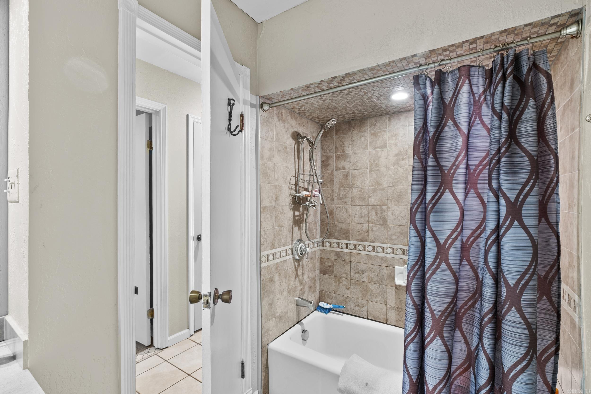 WESTWIND ADDN - Residential