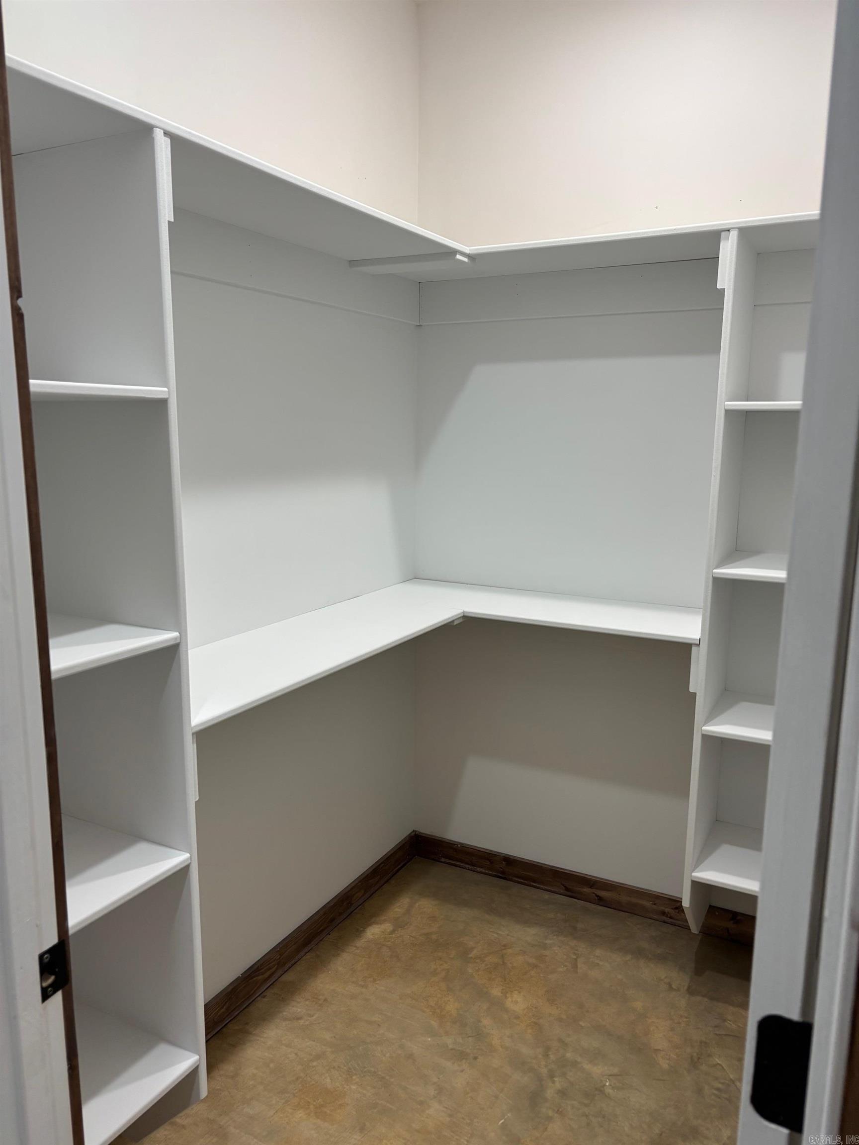 OAK RIDGE ESTATES - Residential