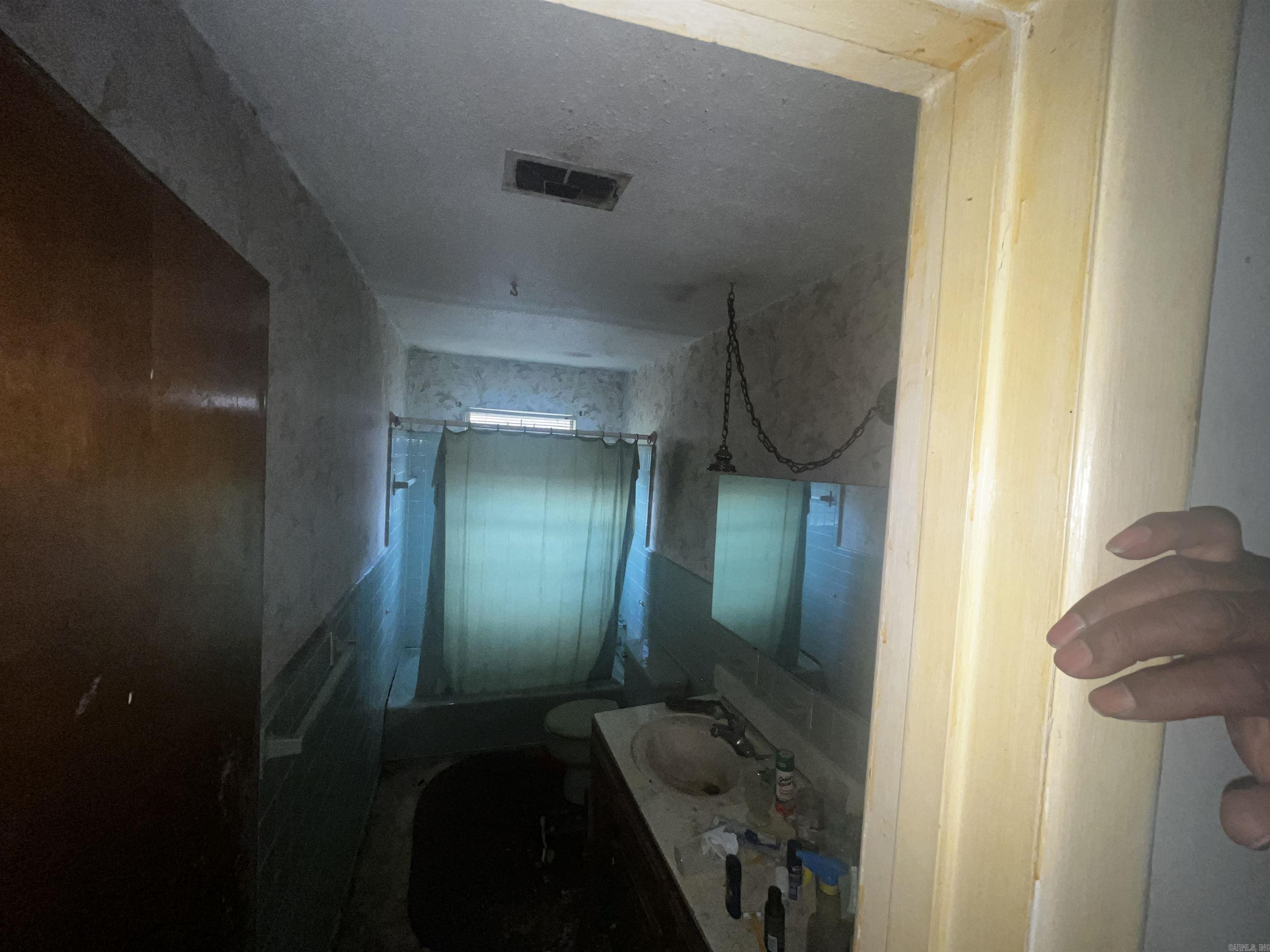 ROCK ISLAND - Residential