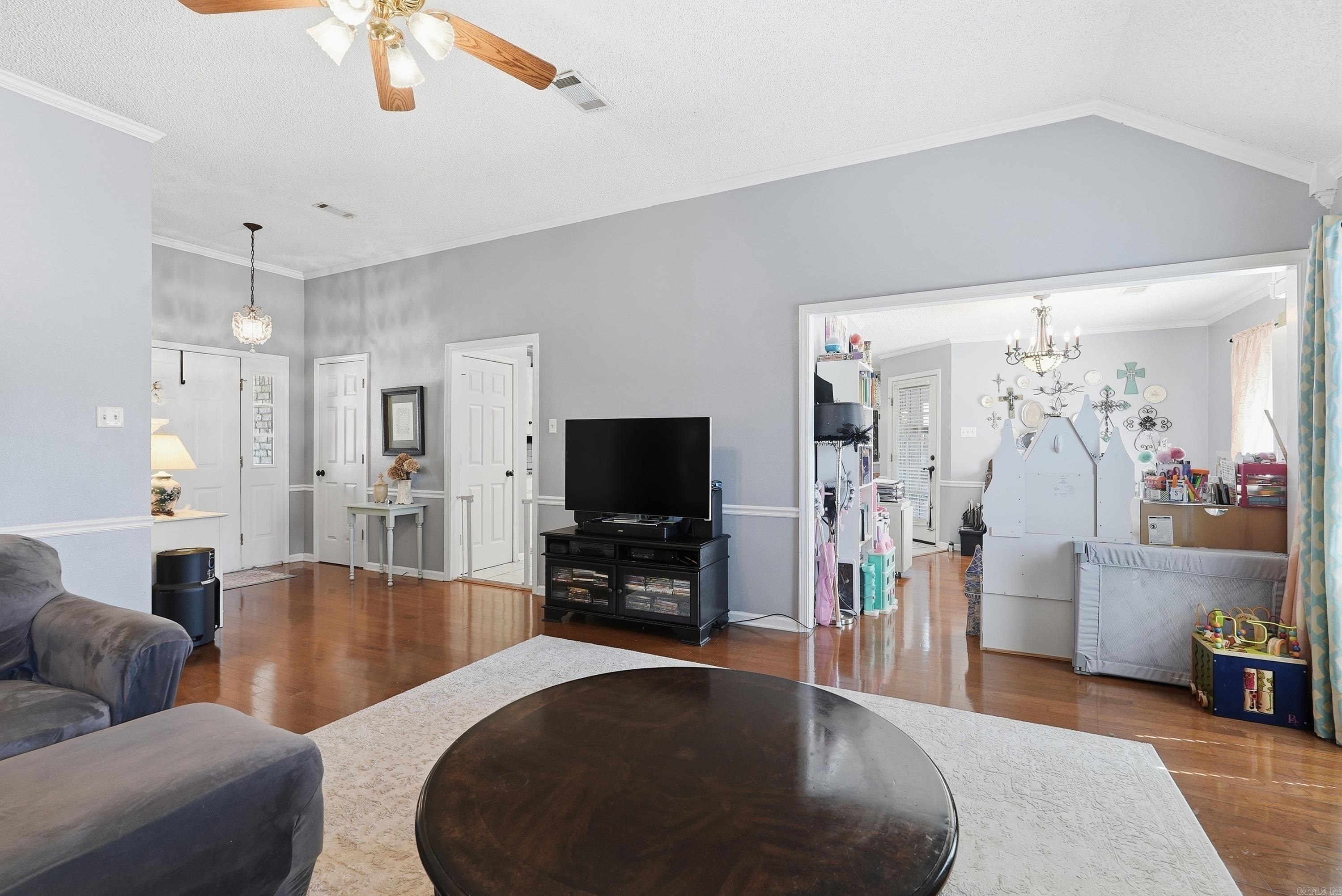 Saddletop - Residential