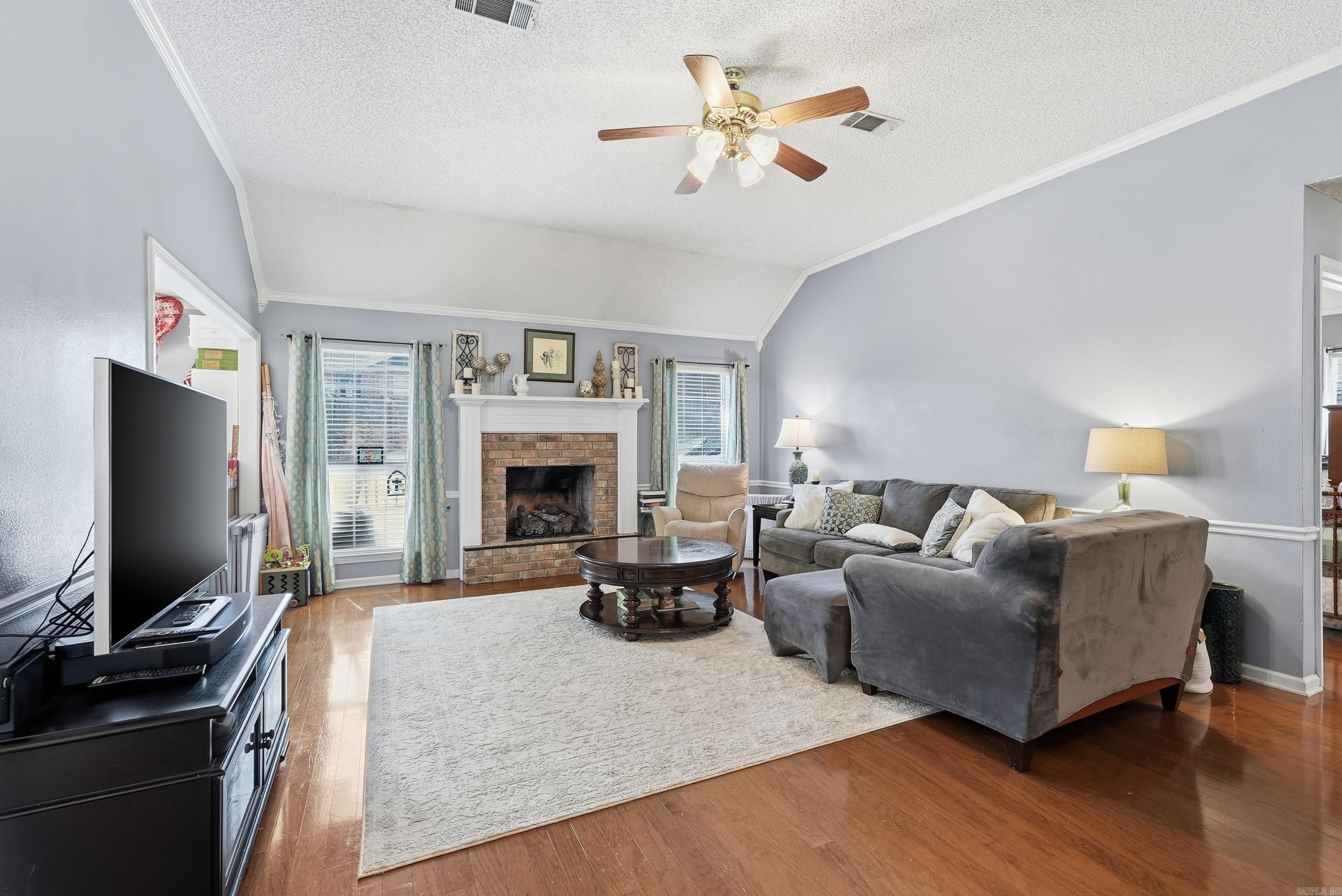 Saddletop - Residential