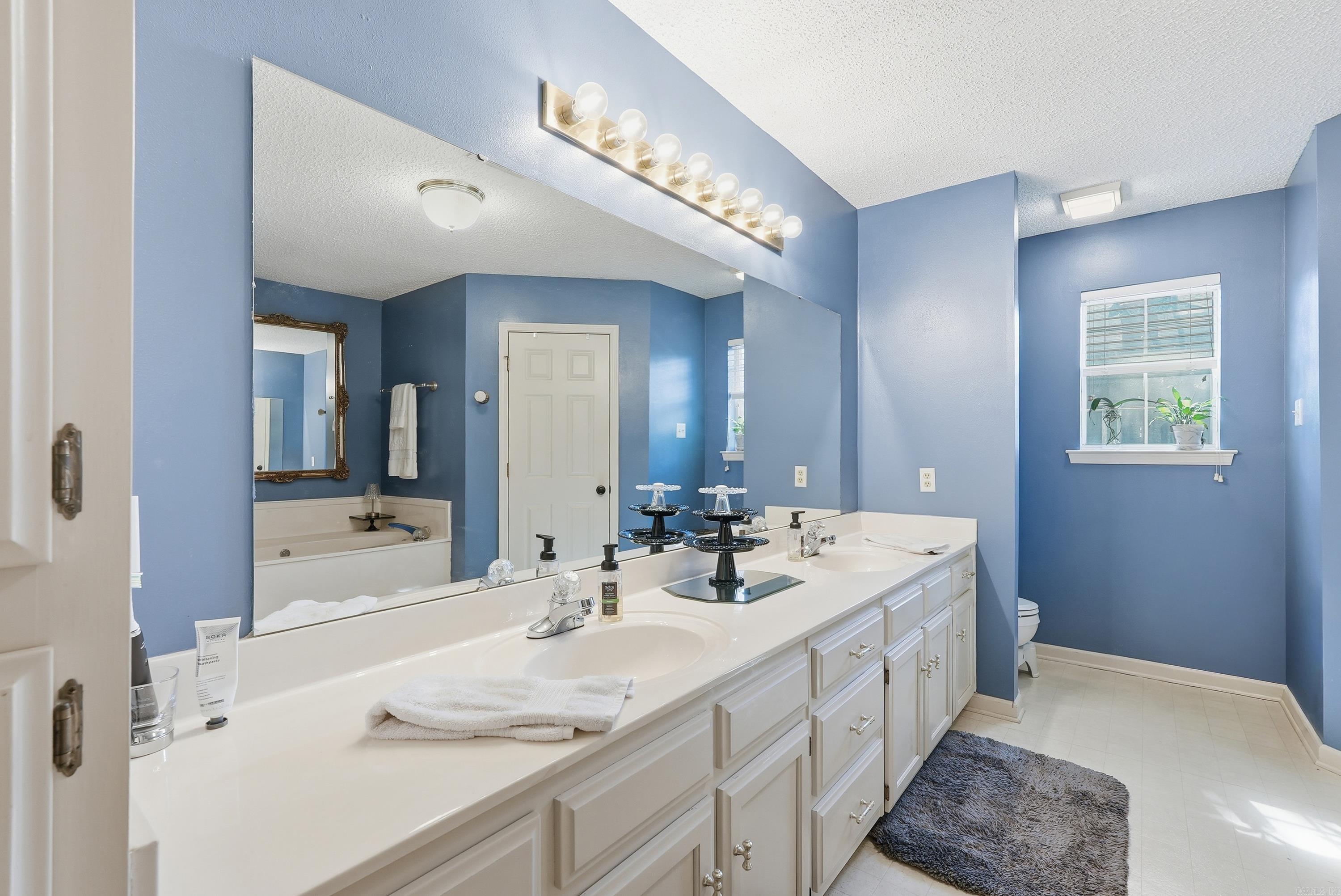 Saddletop - Residential