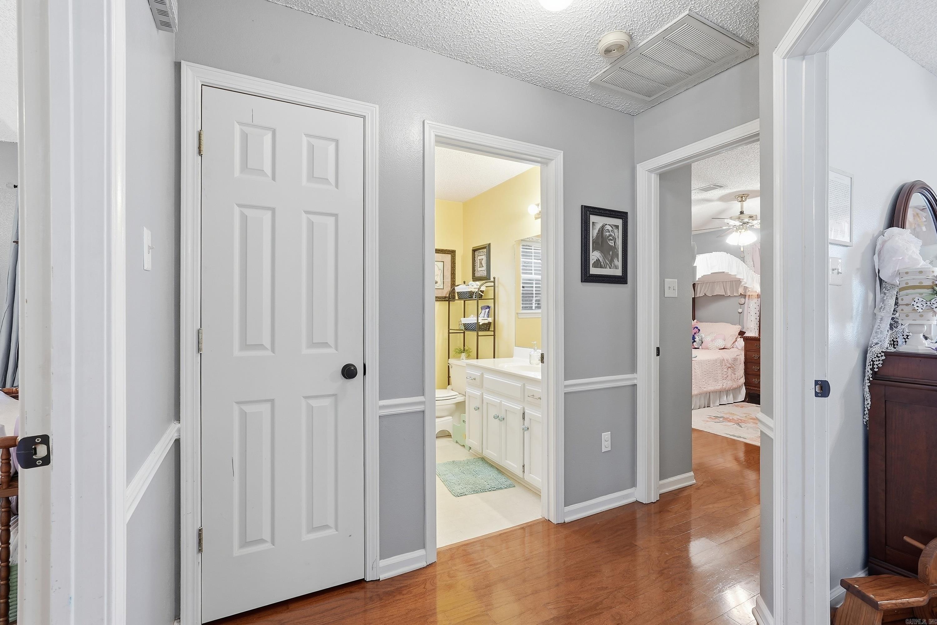 Saddletop - Residential