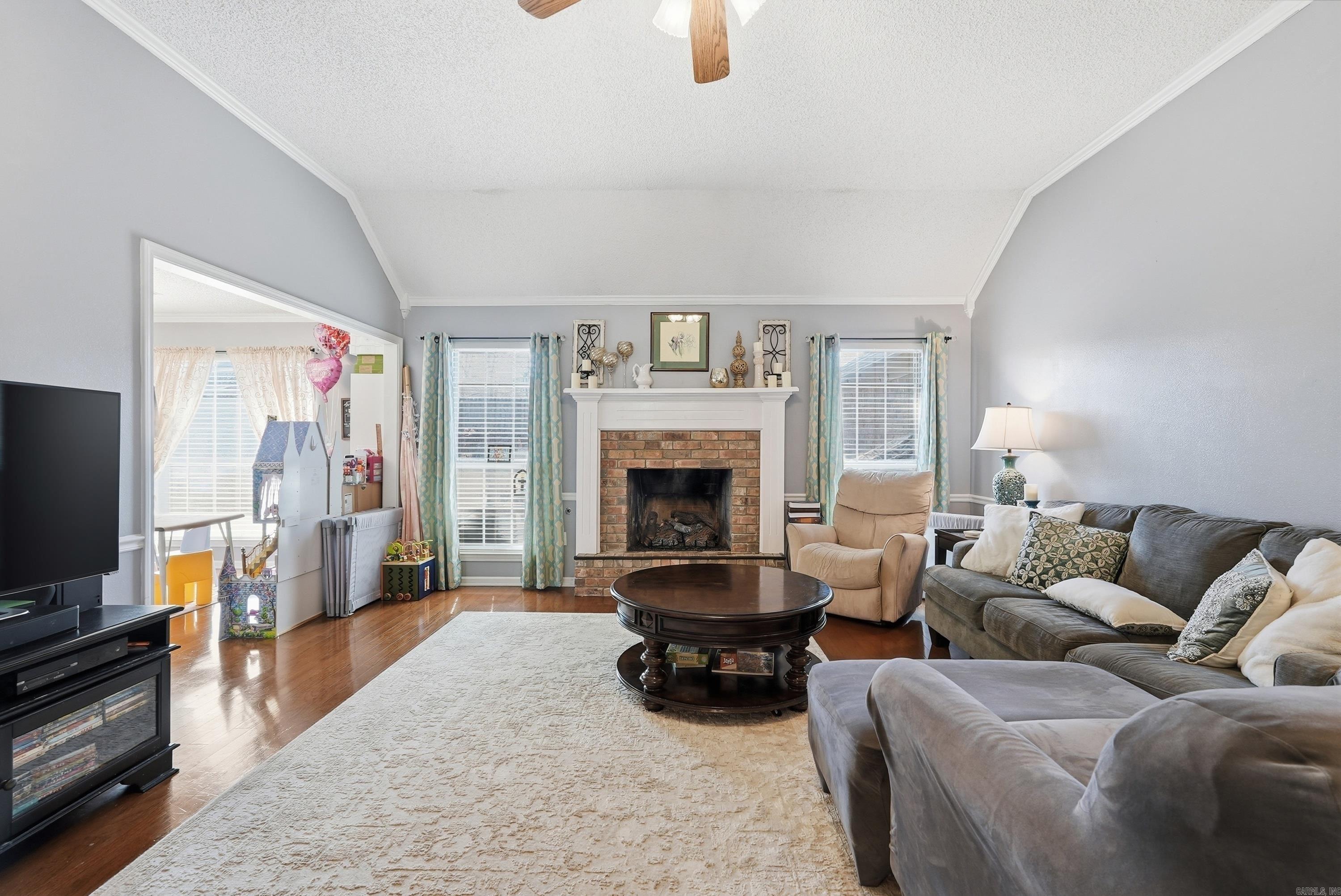 Saddletop - Residential