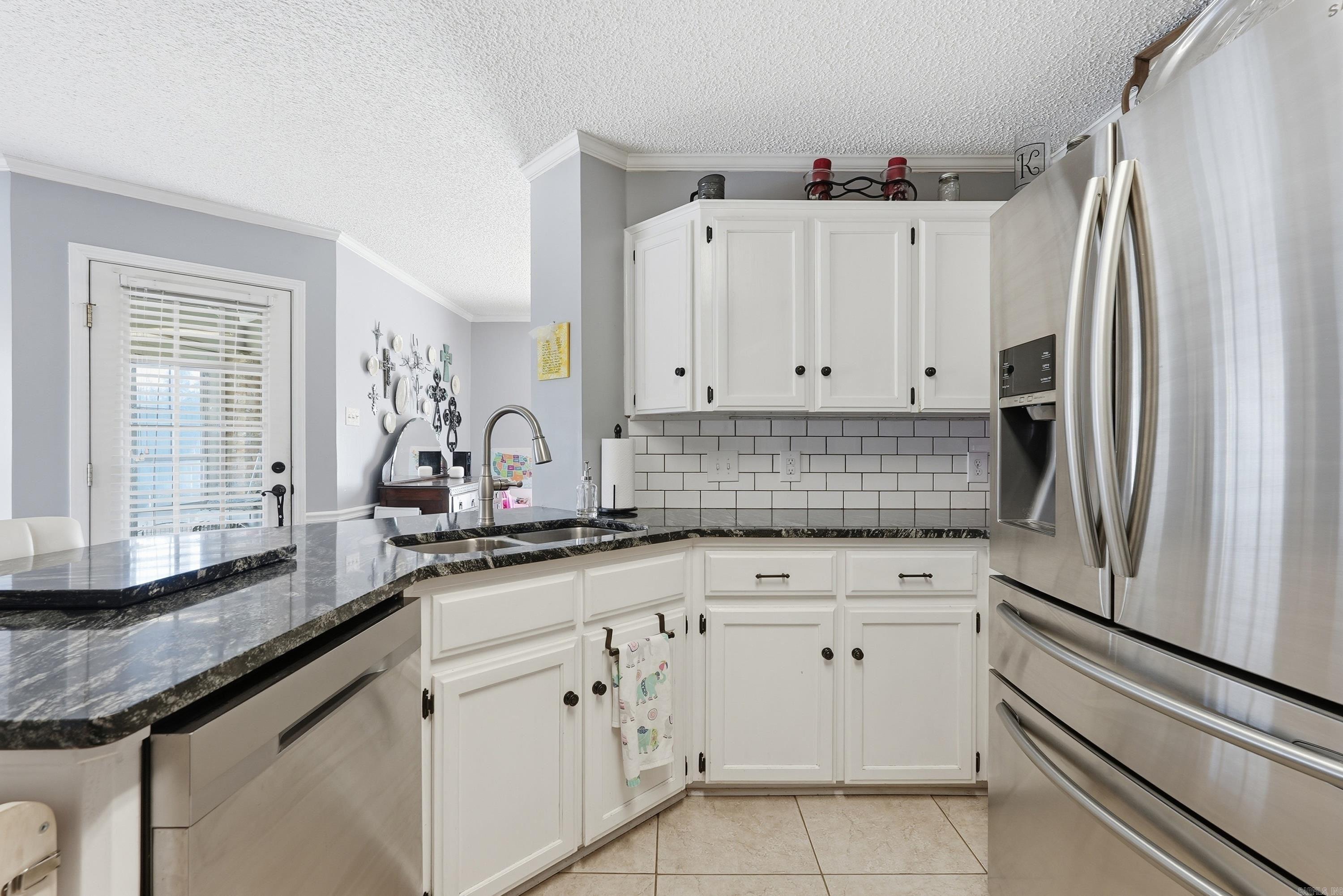 Saddletop - Residential