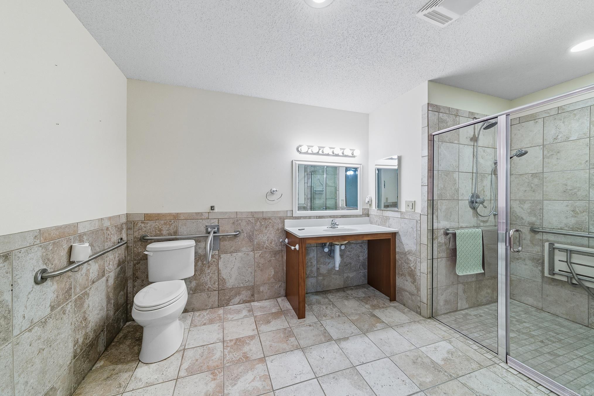 SOUTHSIDE HARDWARE - Residential