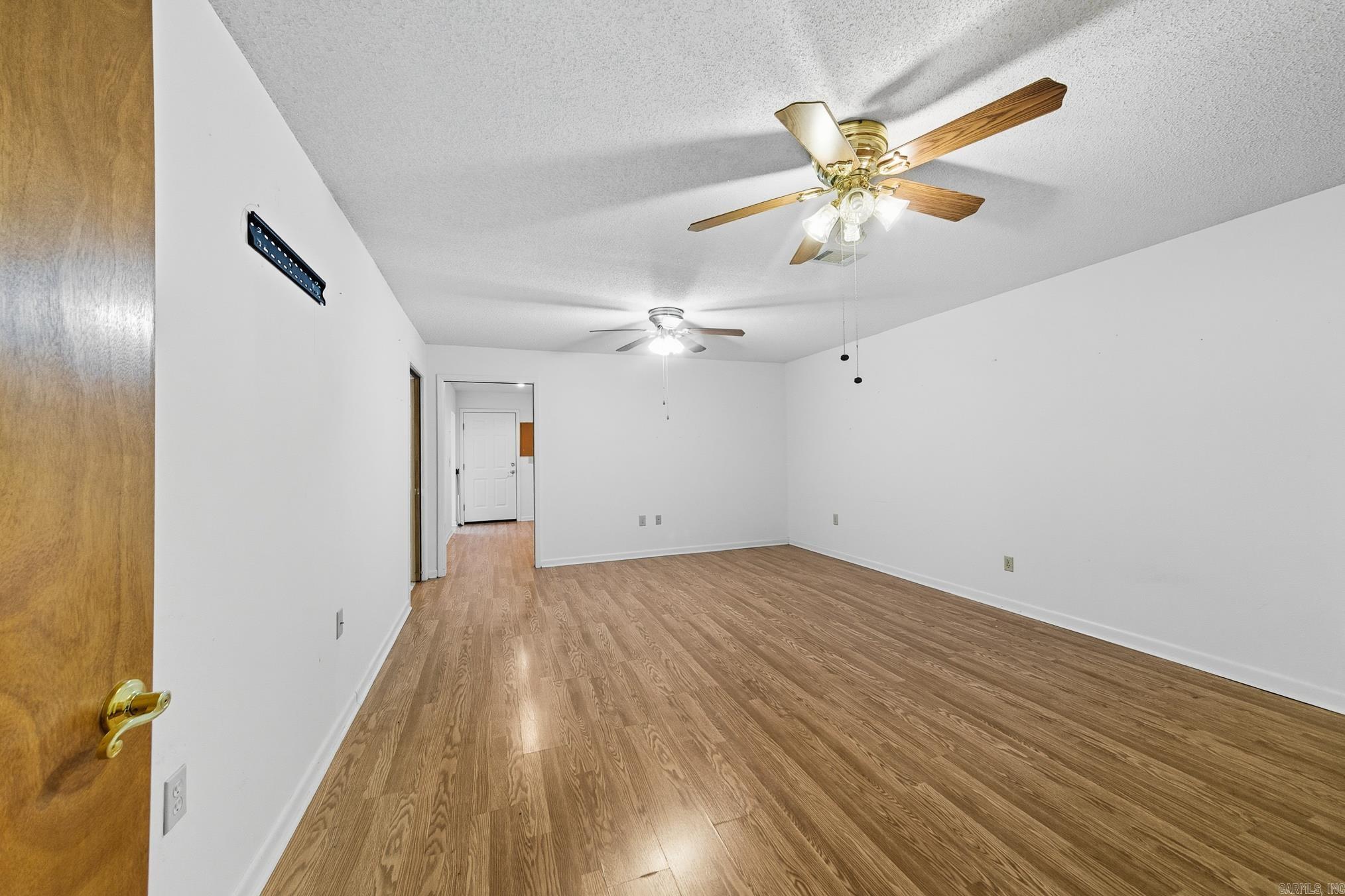 SOUTHSIDE HARDWARE - Residential