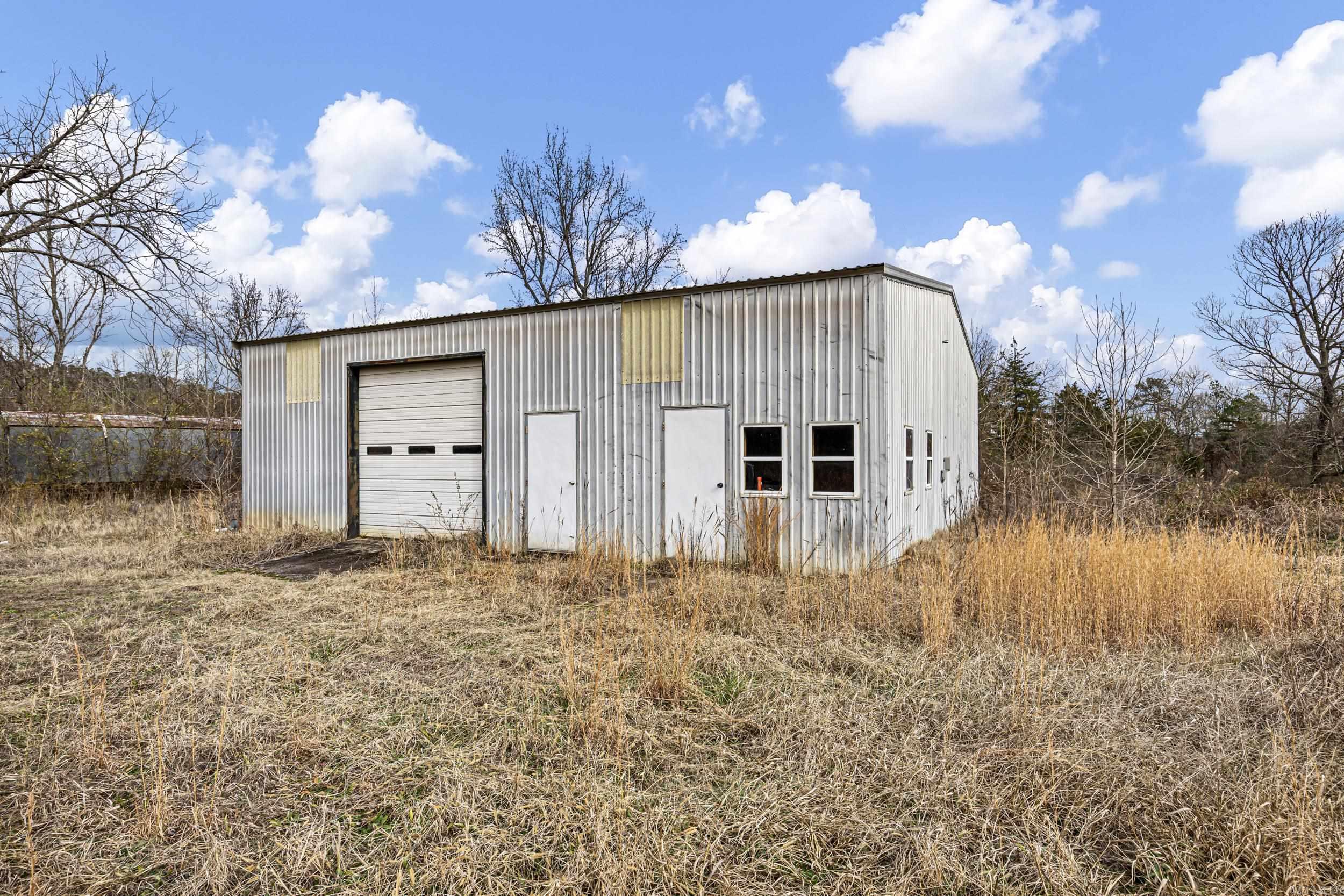 Metes & Bounds - Land