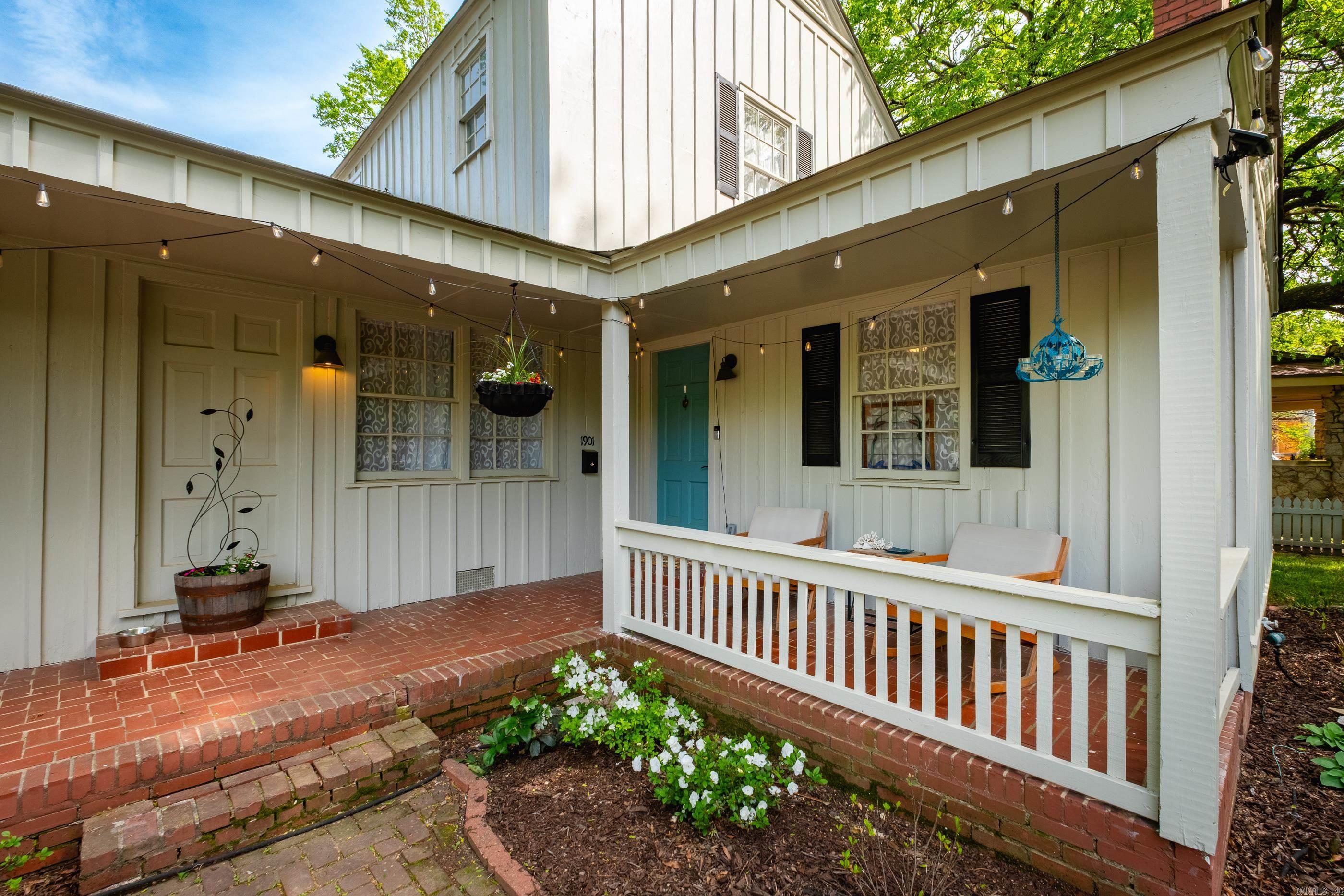 FULTONS - Residential