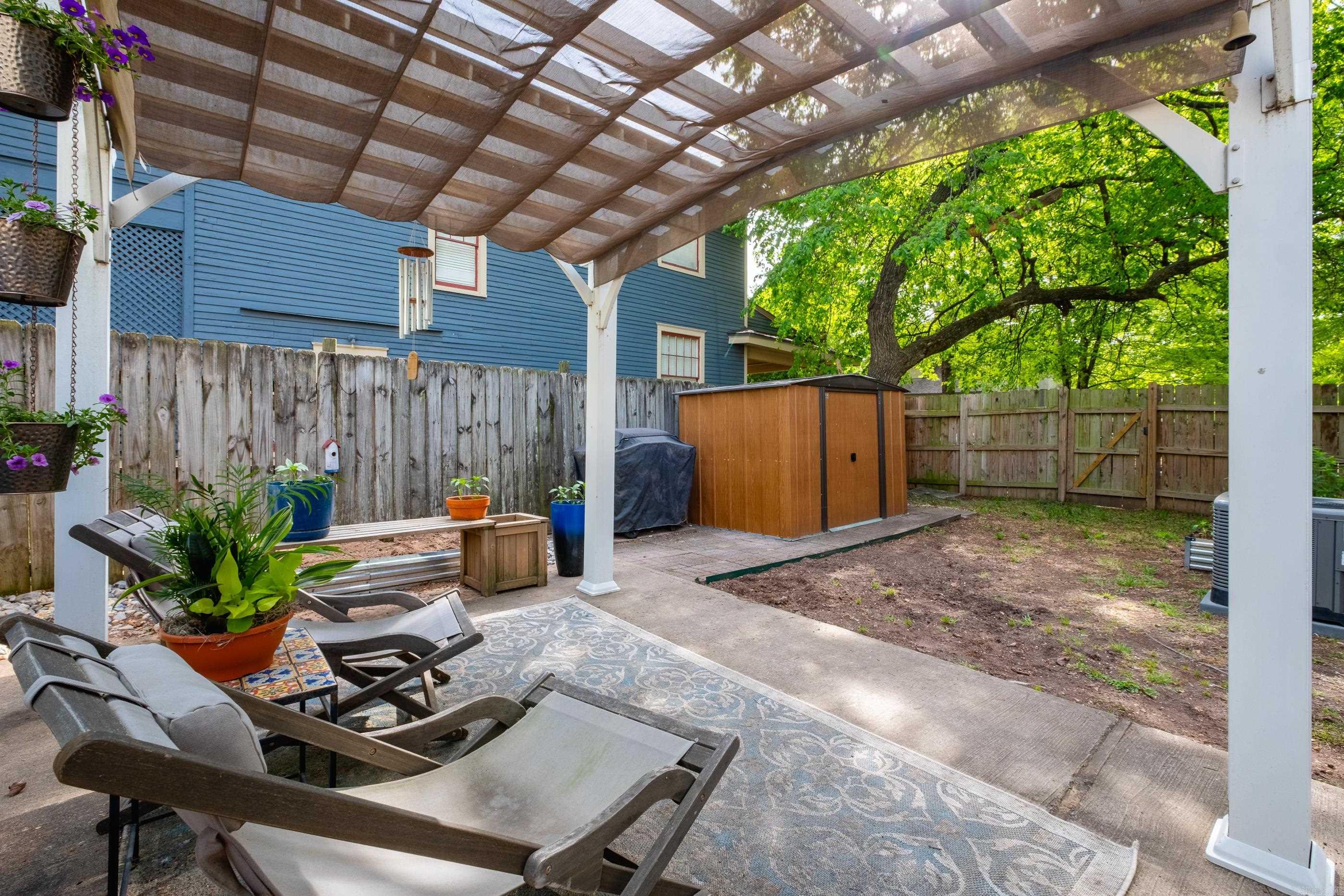 FULTONS - Residential