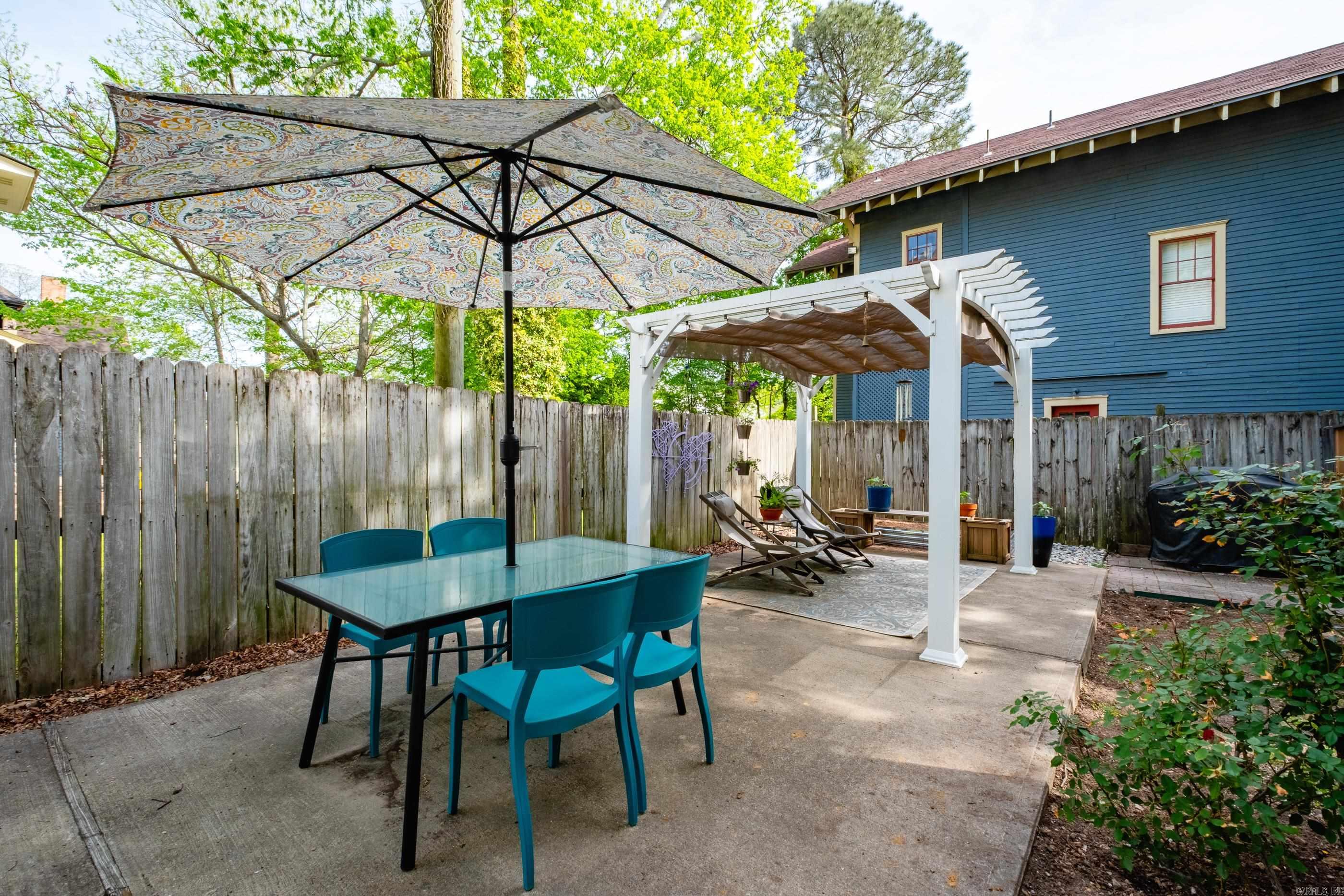 FULTONS - Residential