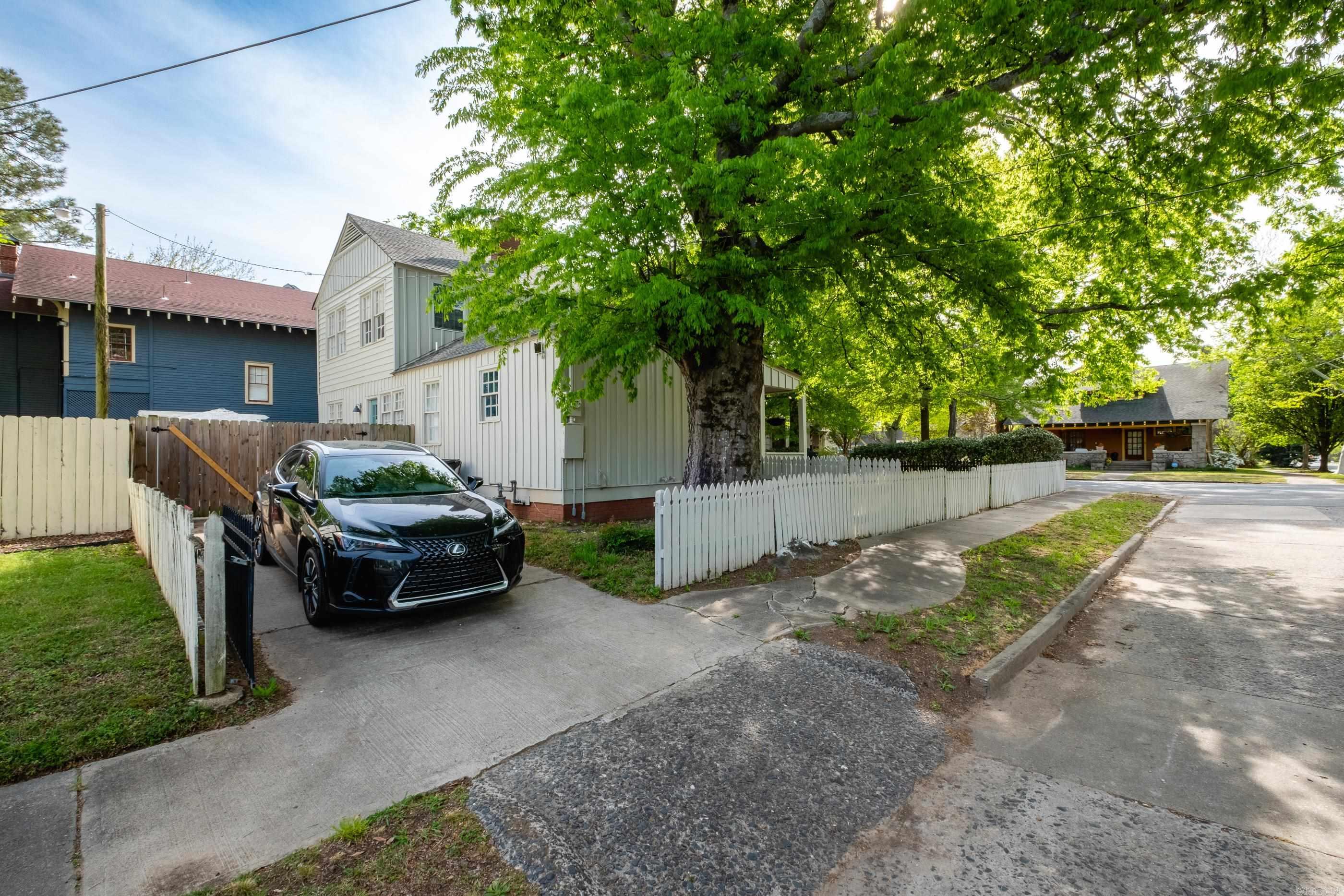 FULTONS - Residential