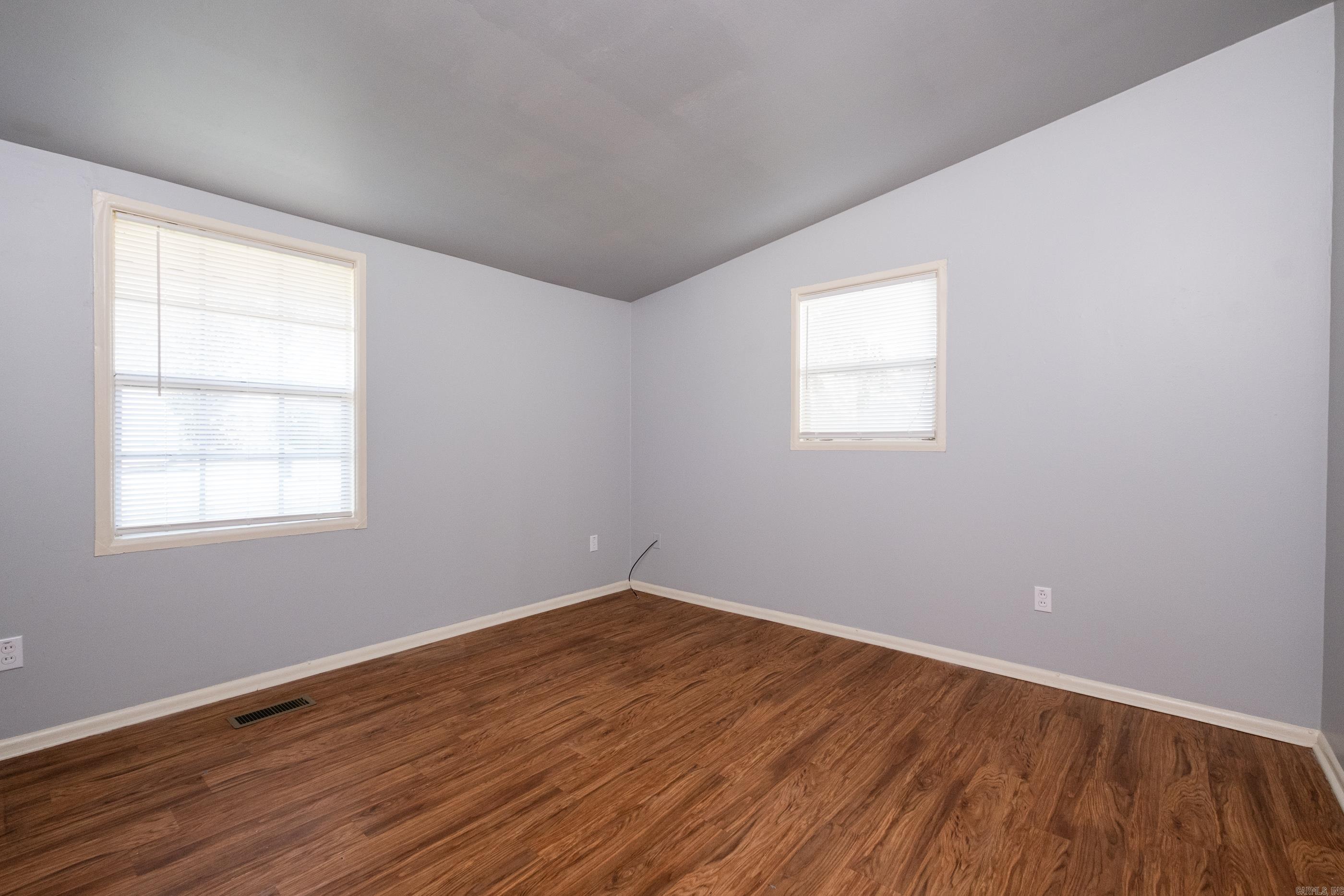 BROOKFIELD - Residential
