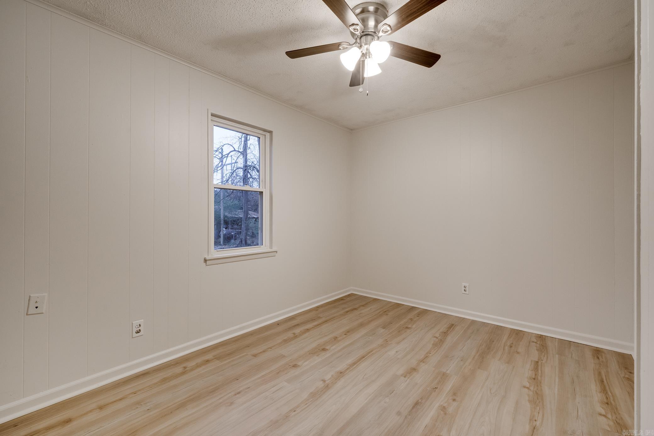 HOLLYWOOD HEIGHTS - Residential