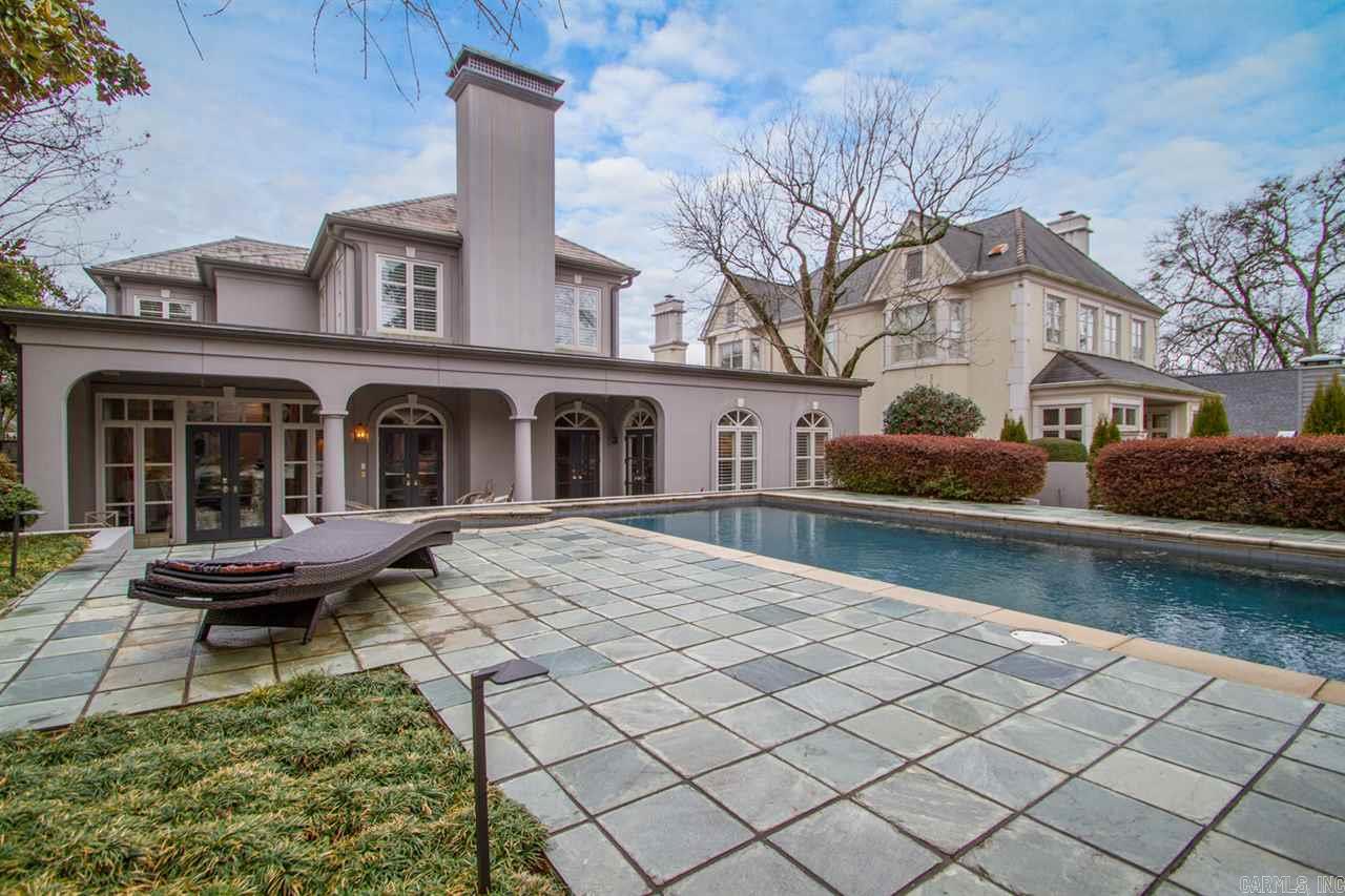 COUNTRY CLUB HGTS - Residential