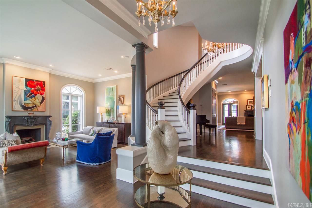 COUNTRY CLUB HGTS - Residential