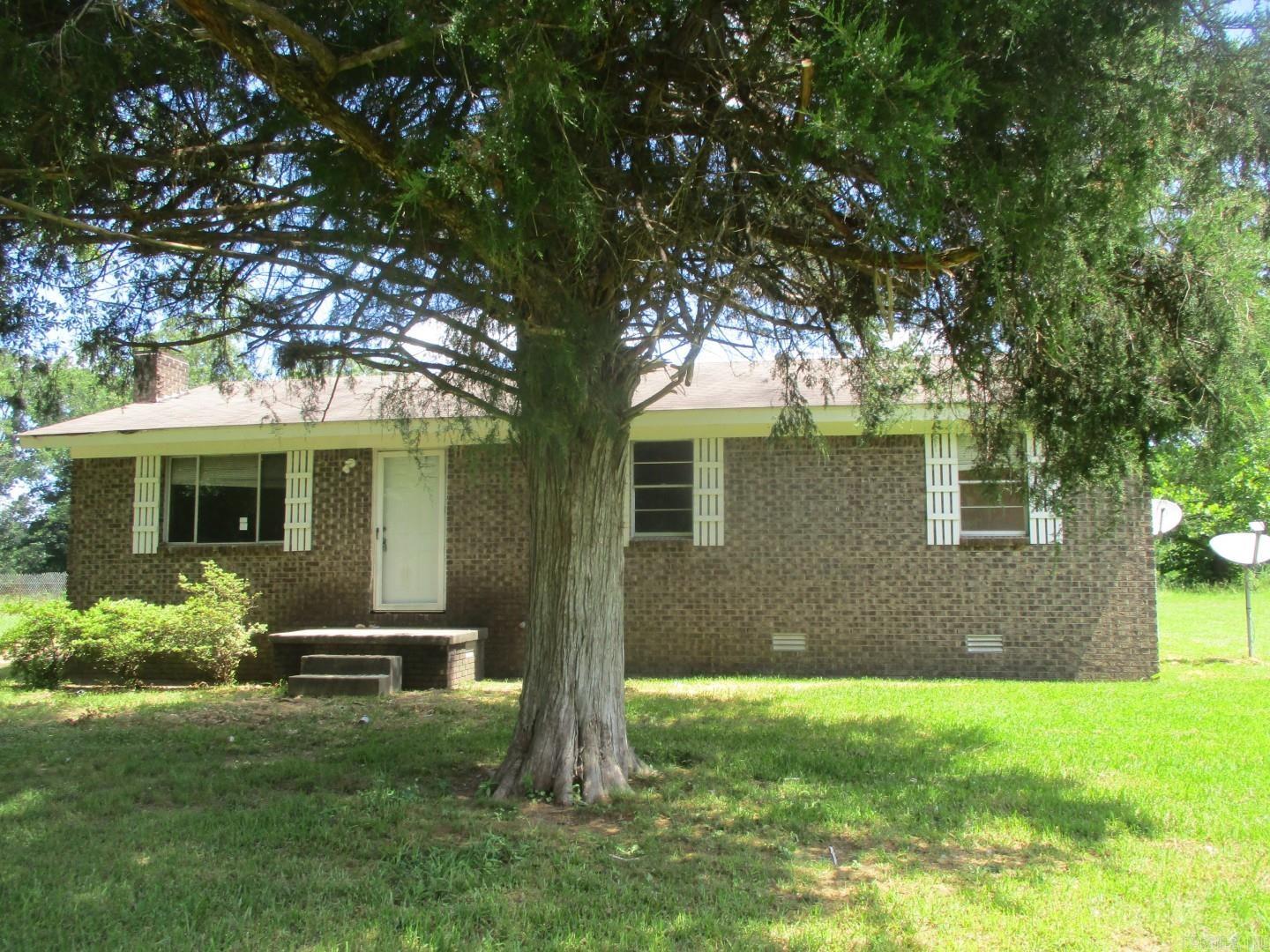 Home for sale in the Sheridan school district with 3 bedrooms, 1 bath, 1215 SF in rural area South of town. Features living room with fireplace, kitchen/dining combo, laundry room, covered back patio, and shop behind house. All offers must be submitted by the Buyer's agent via the sellers offer management portal, agents please READ in the confidential agent remarks section for additional information on offer submission and other important information.