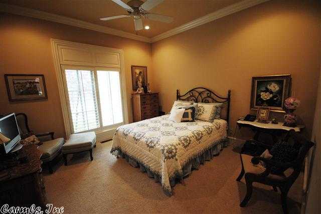 CHENAL VALLEY SOLOGNE CIRCLE - Residential