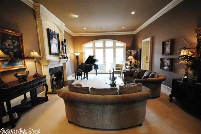 CHENAL VALLEY SOLOGNE CIRCLE - Residential