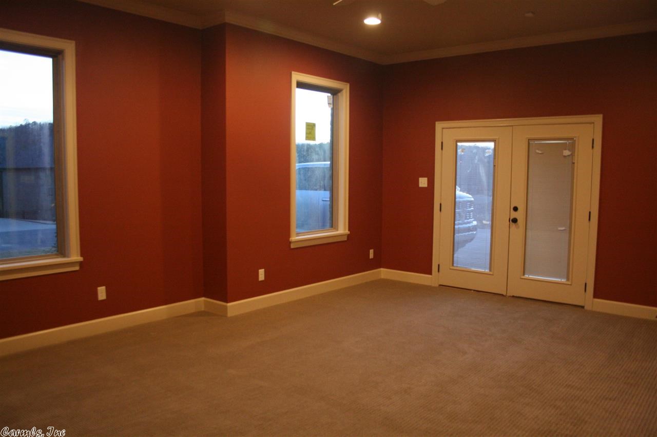 WOODLANDS EDGE - Residential