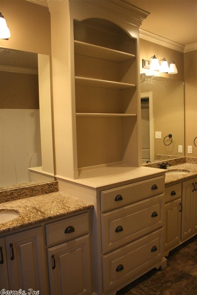 WOODLANDS EDGE - Residential