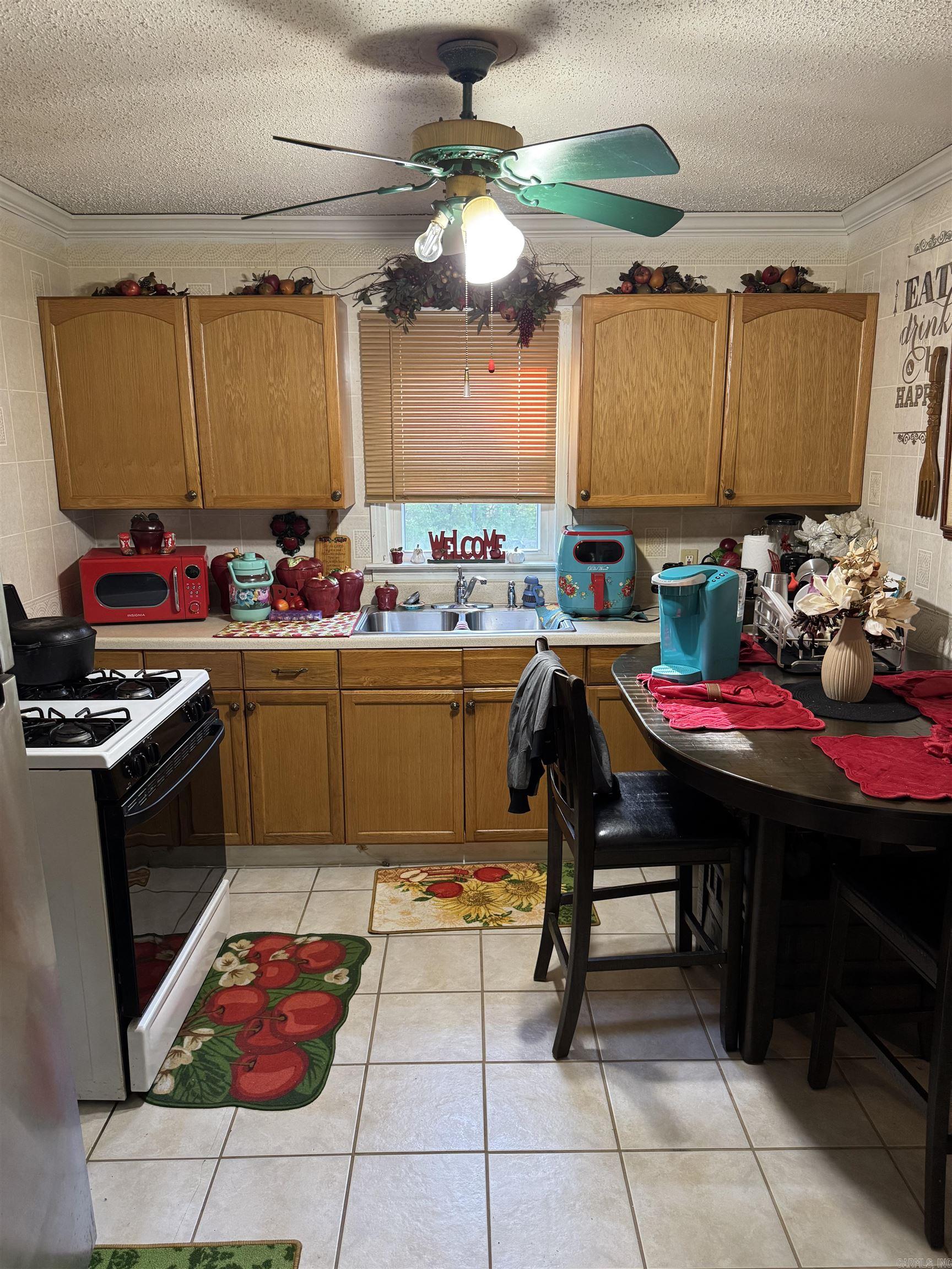 BARROW JOHN - Residential