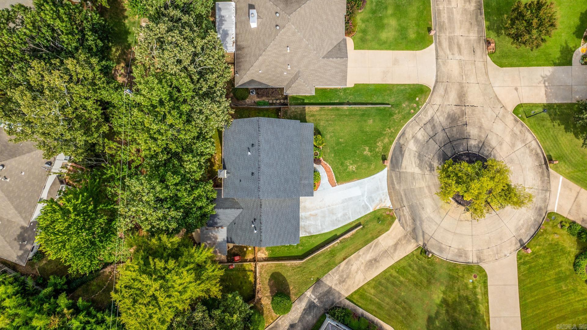 WESTBURY - Residential