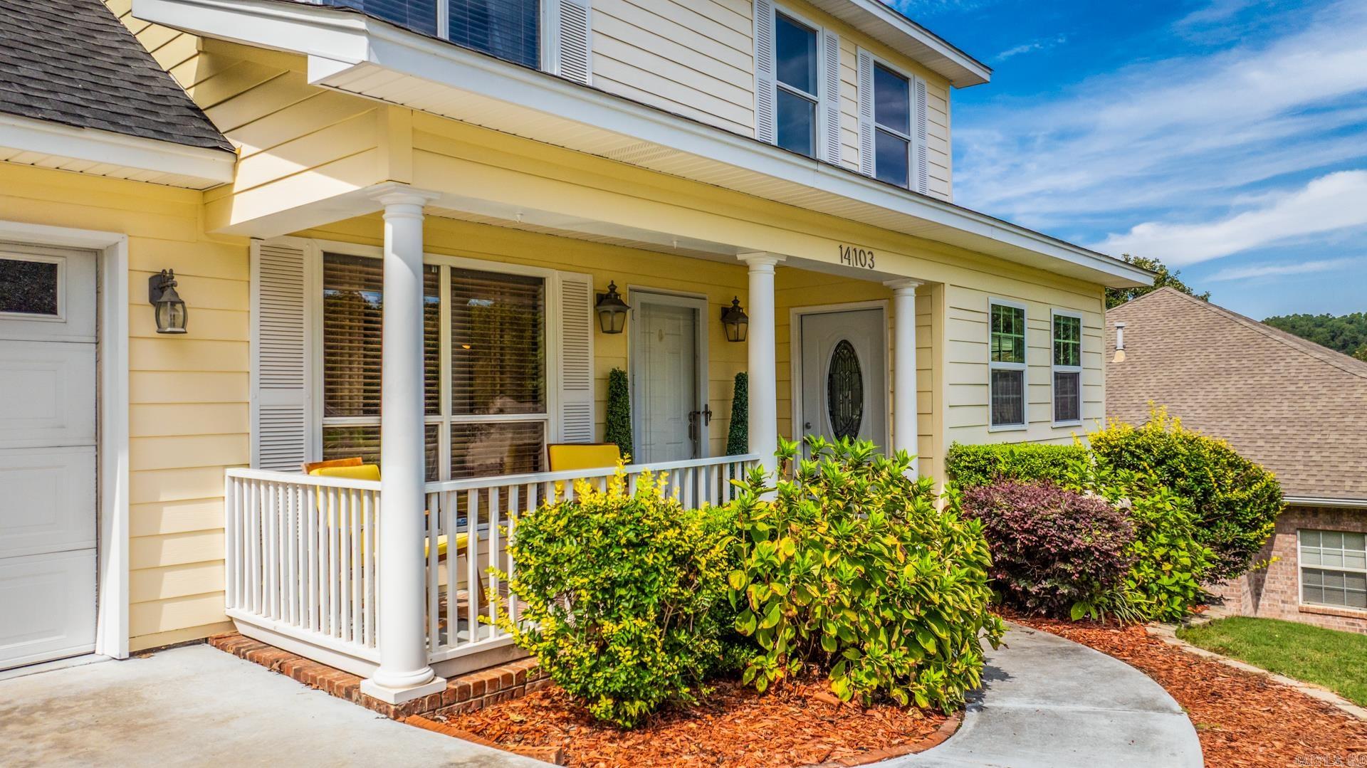 WESTBURY - Residential