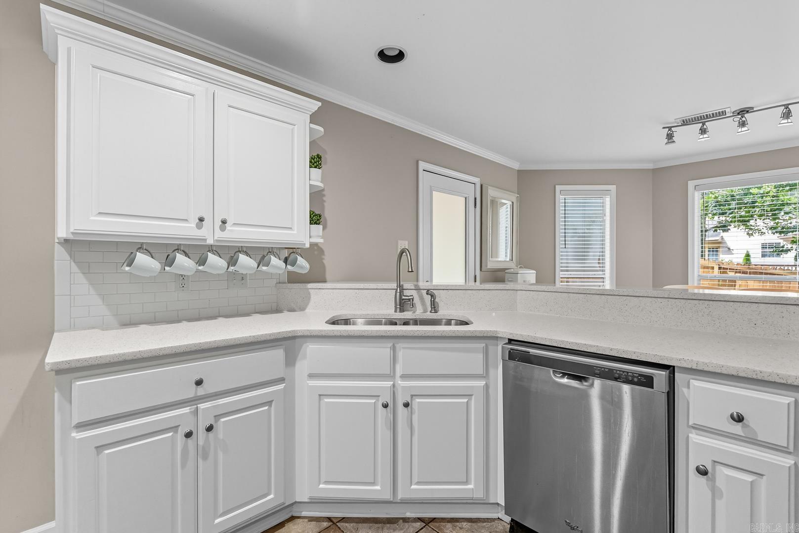 WESTBURY - Residential