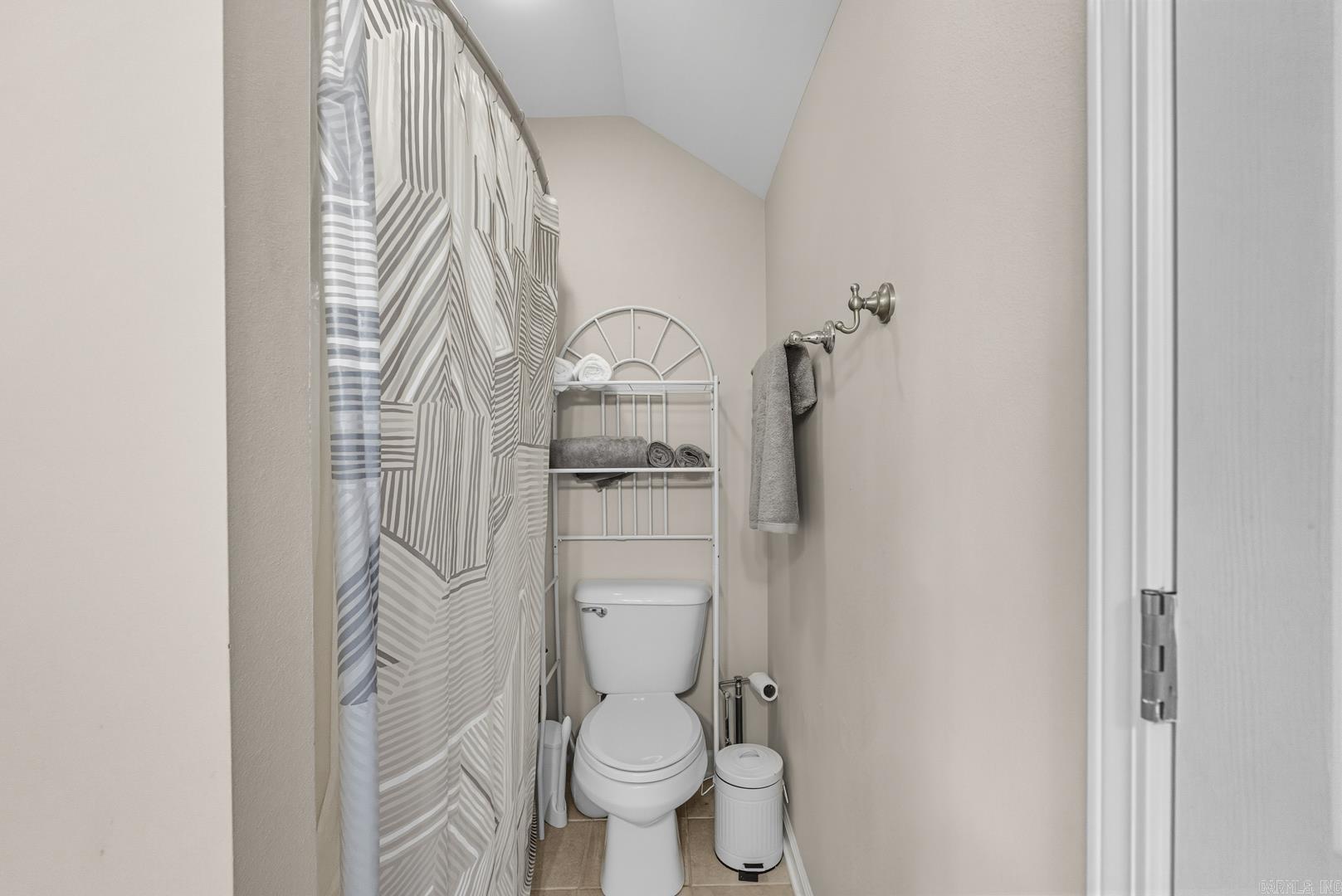 WESTBURY - Residential