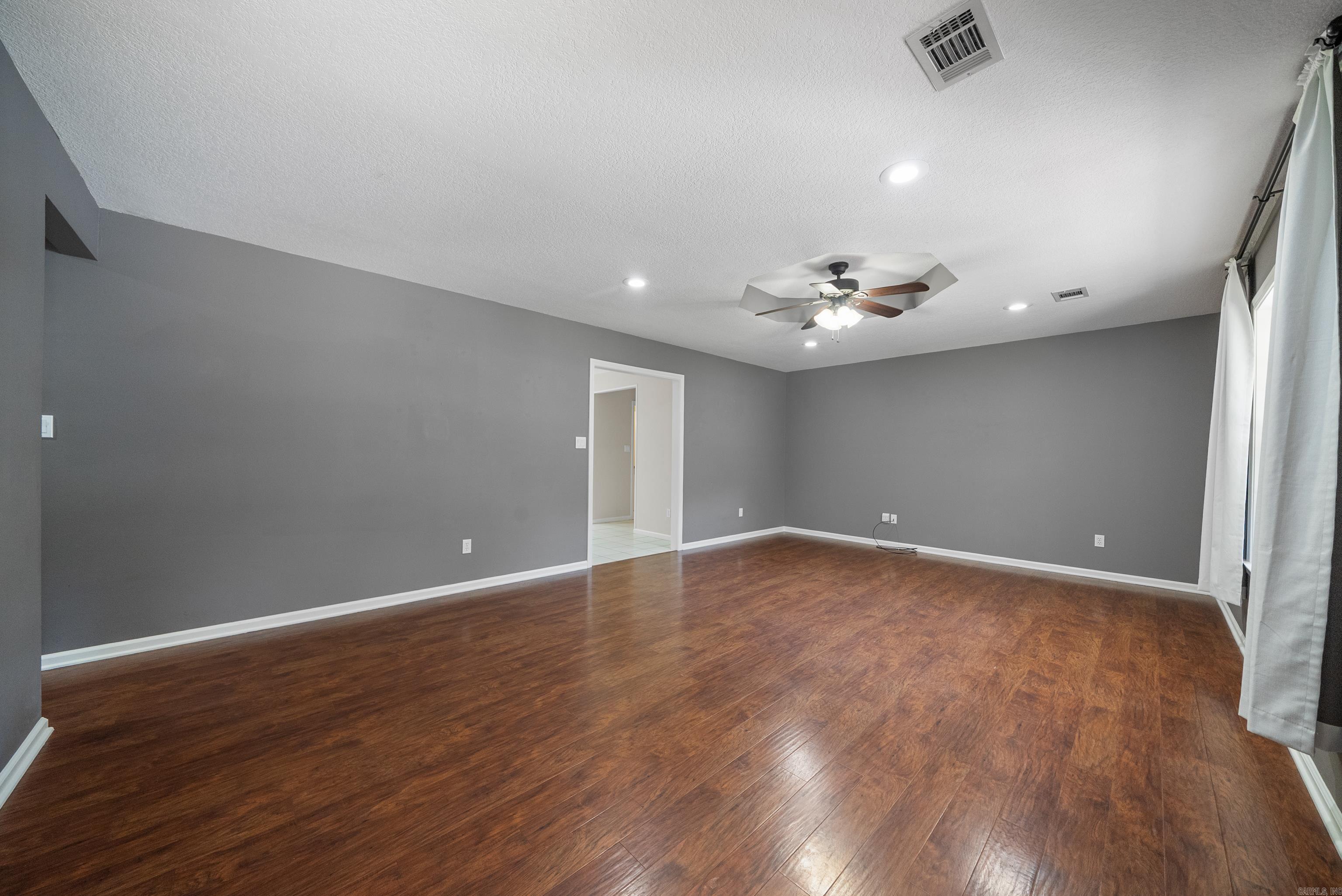 PARKWAY VILLAGE - Residential