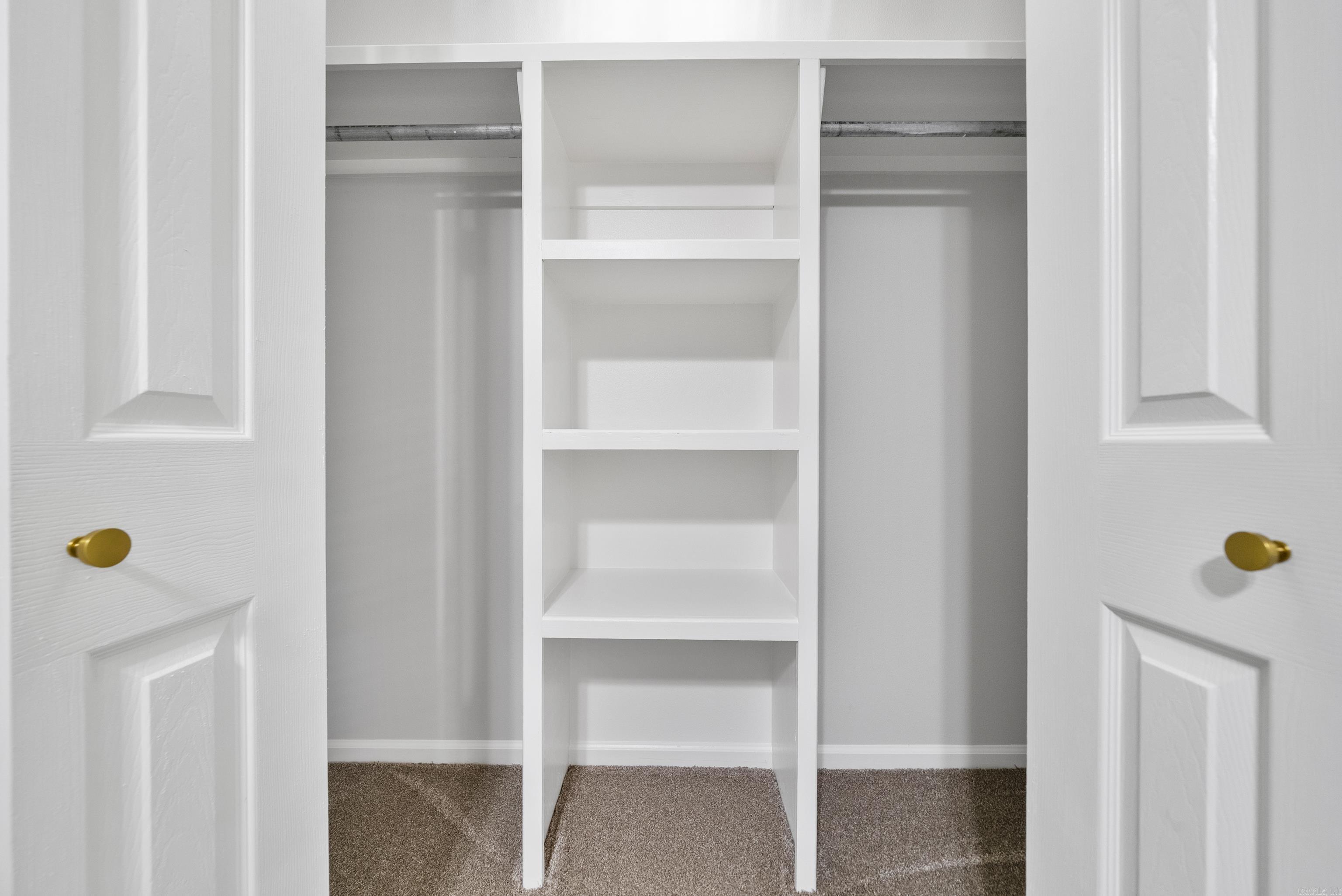 PARKWAY VILLAGE - Residential