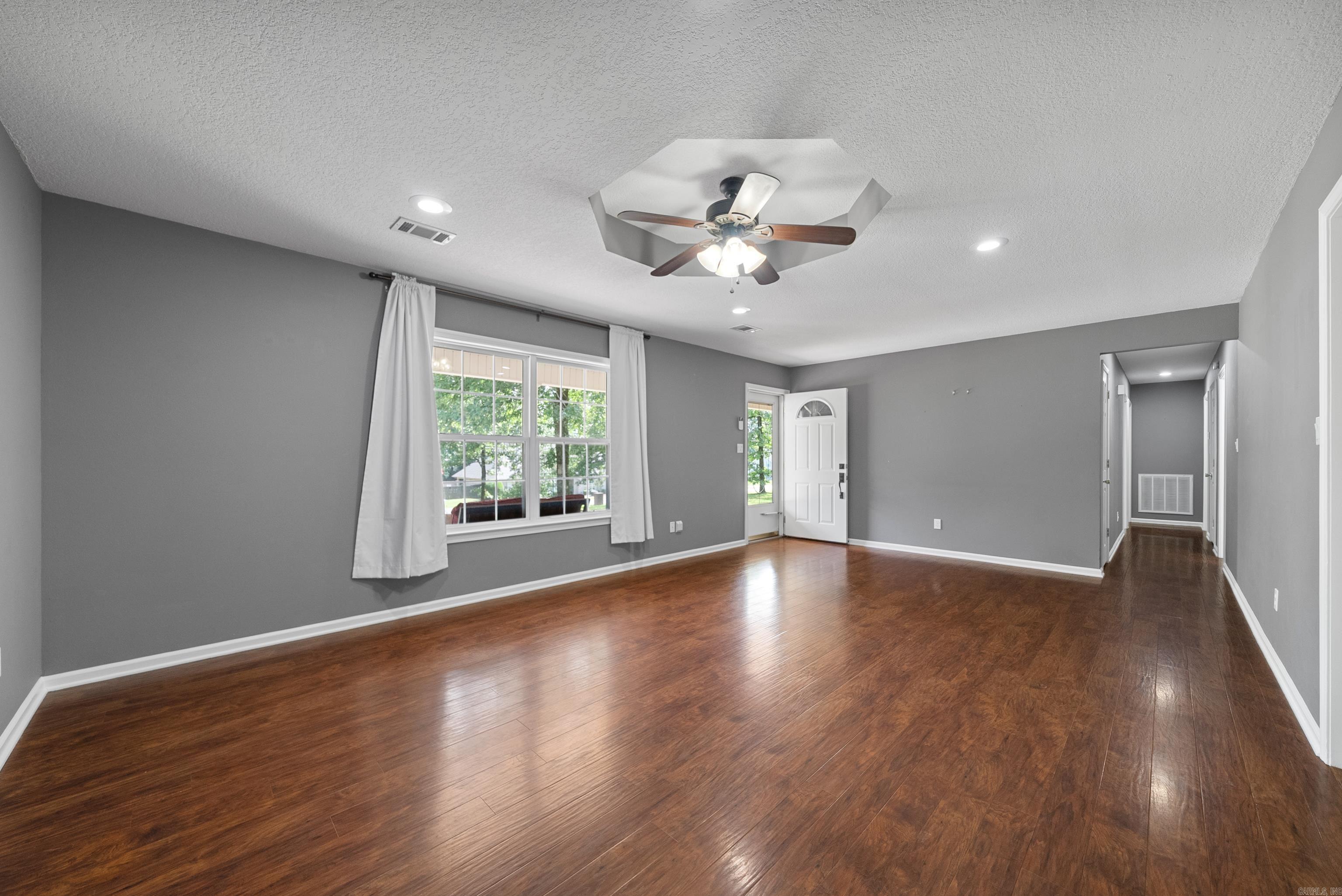 PARKWAY VILLAGE - Residential