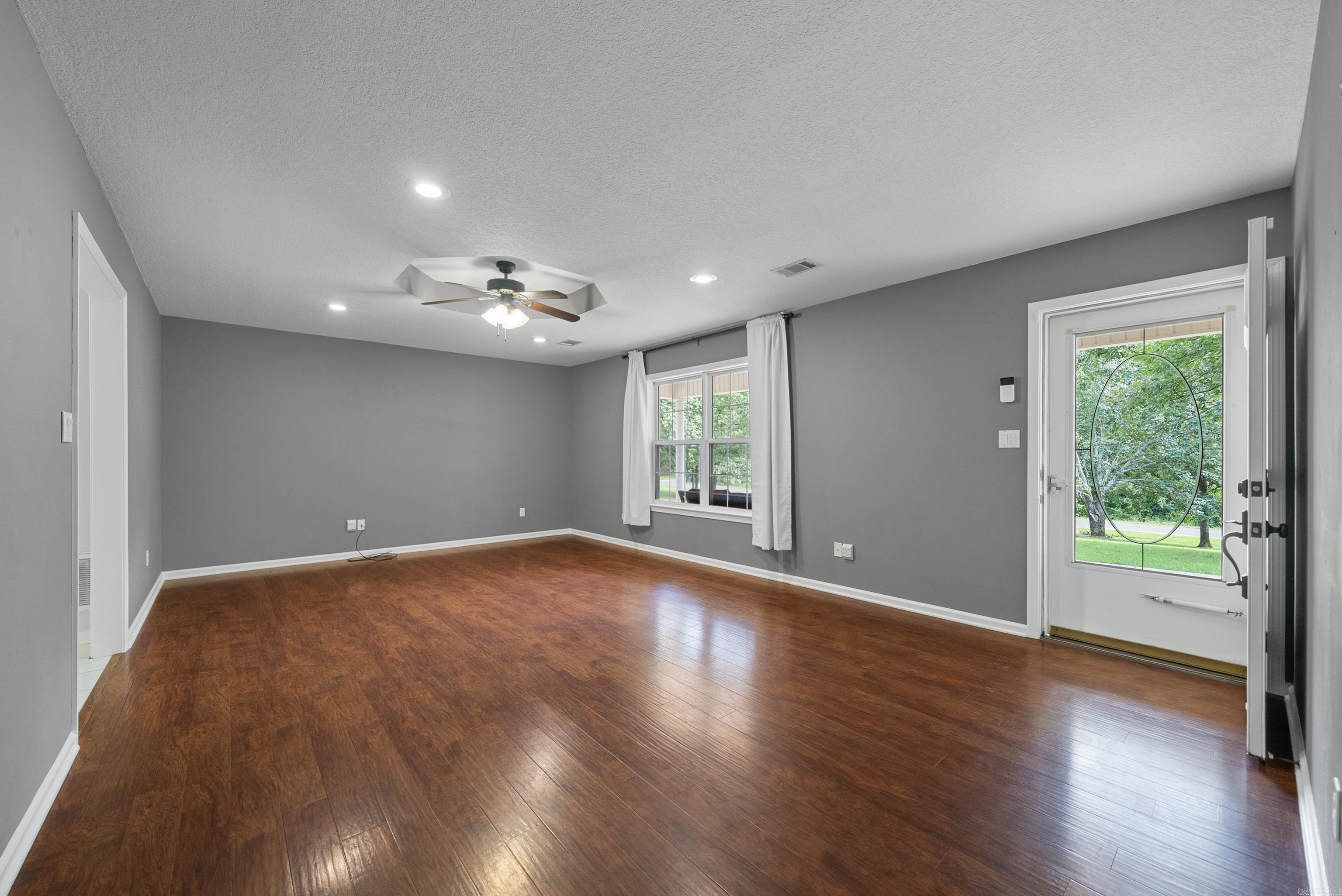 PARKWAY VILLAGE - Residential