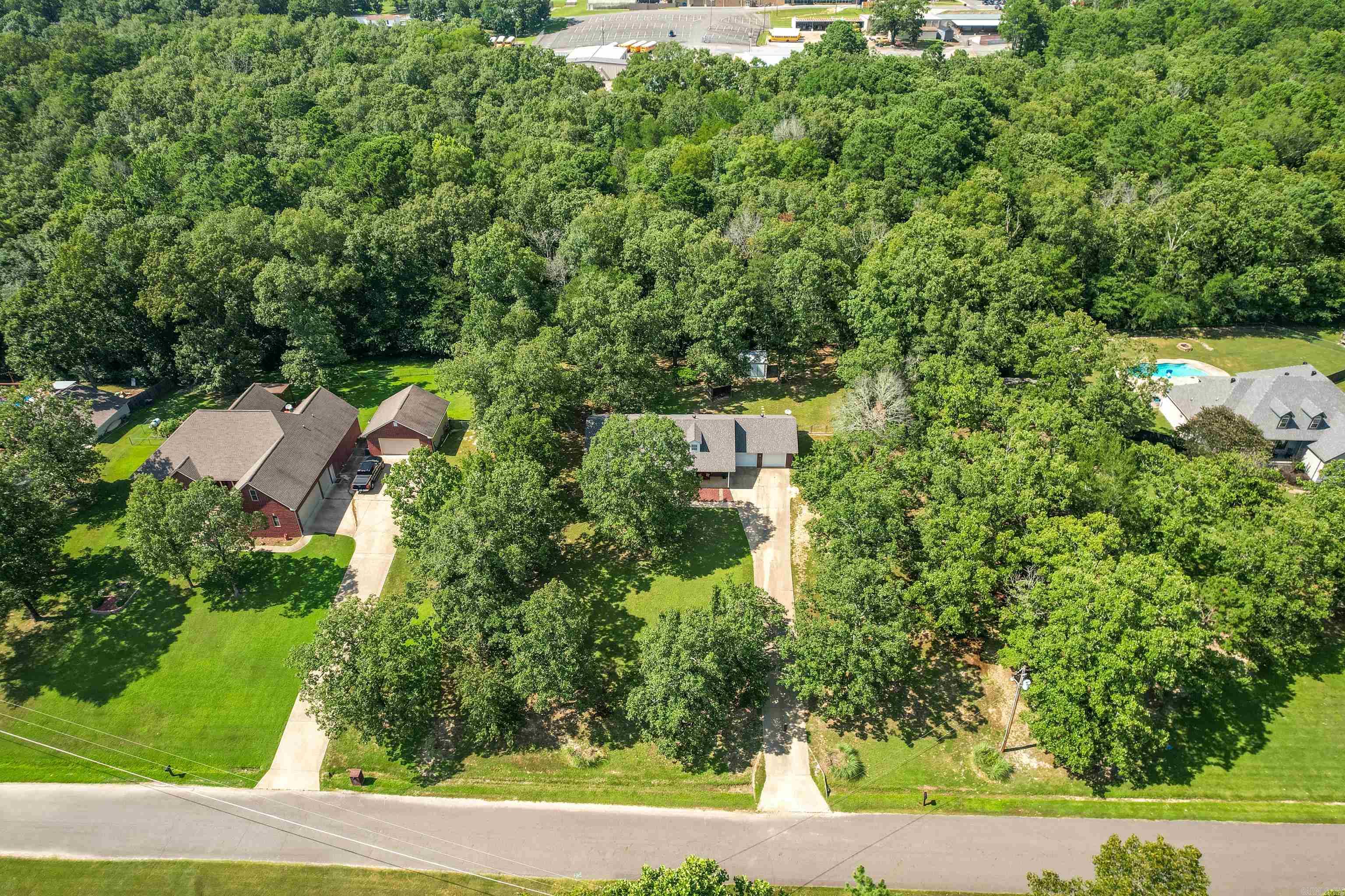 PARKWAY VILLAGE - Residential