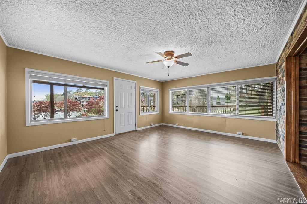 BEACH HAVEN - Residential