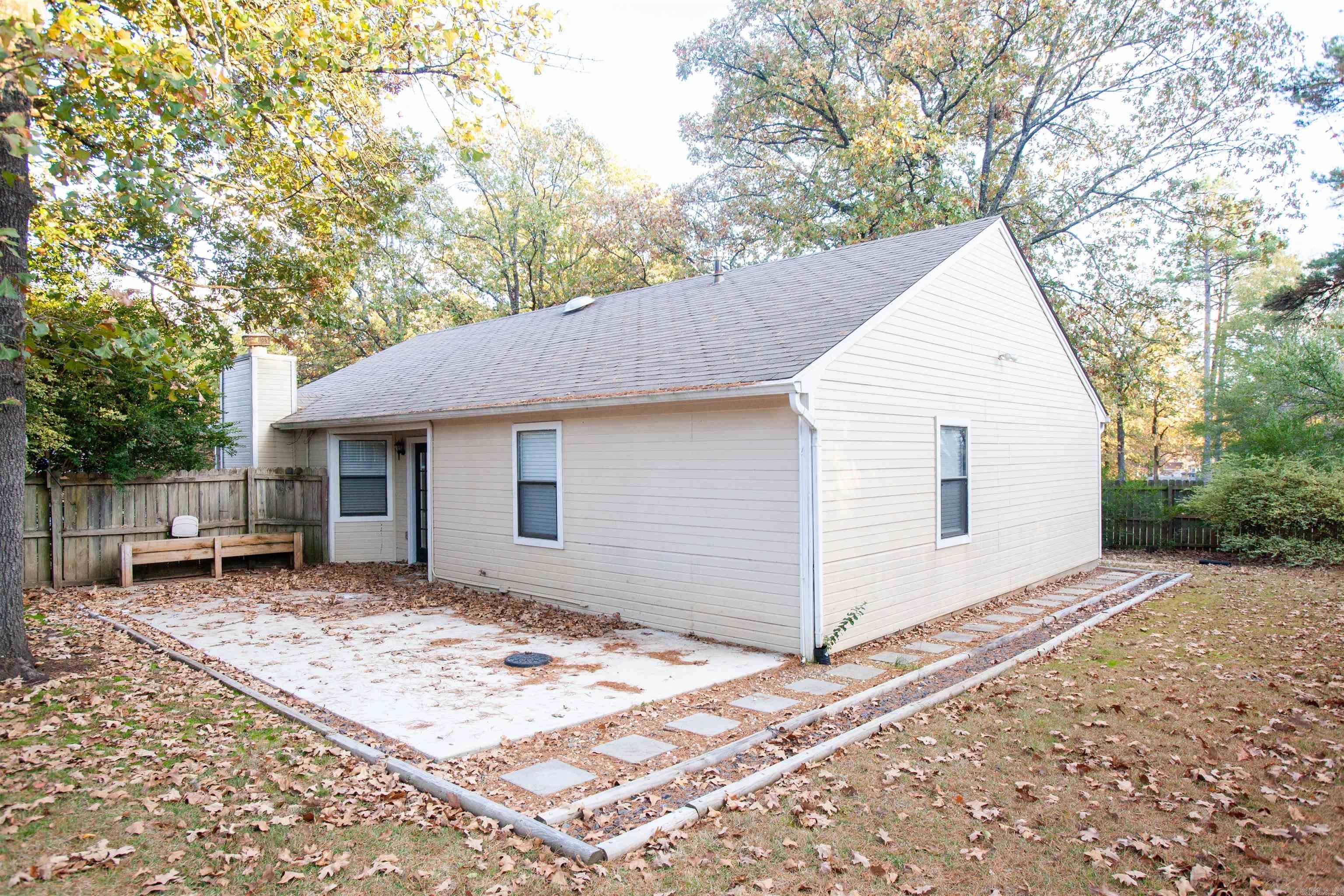 Rolling Oaks - Residential Lease