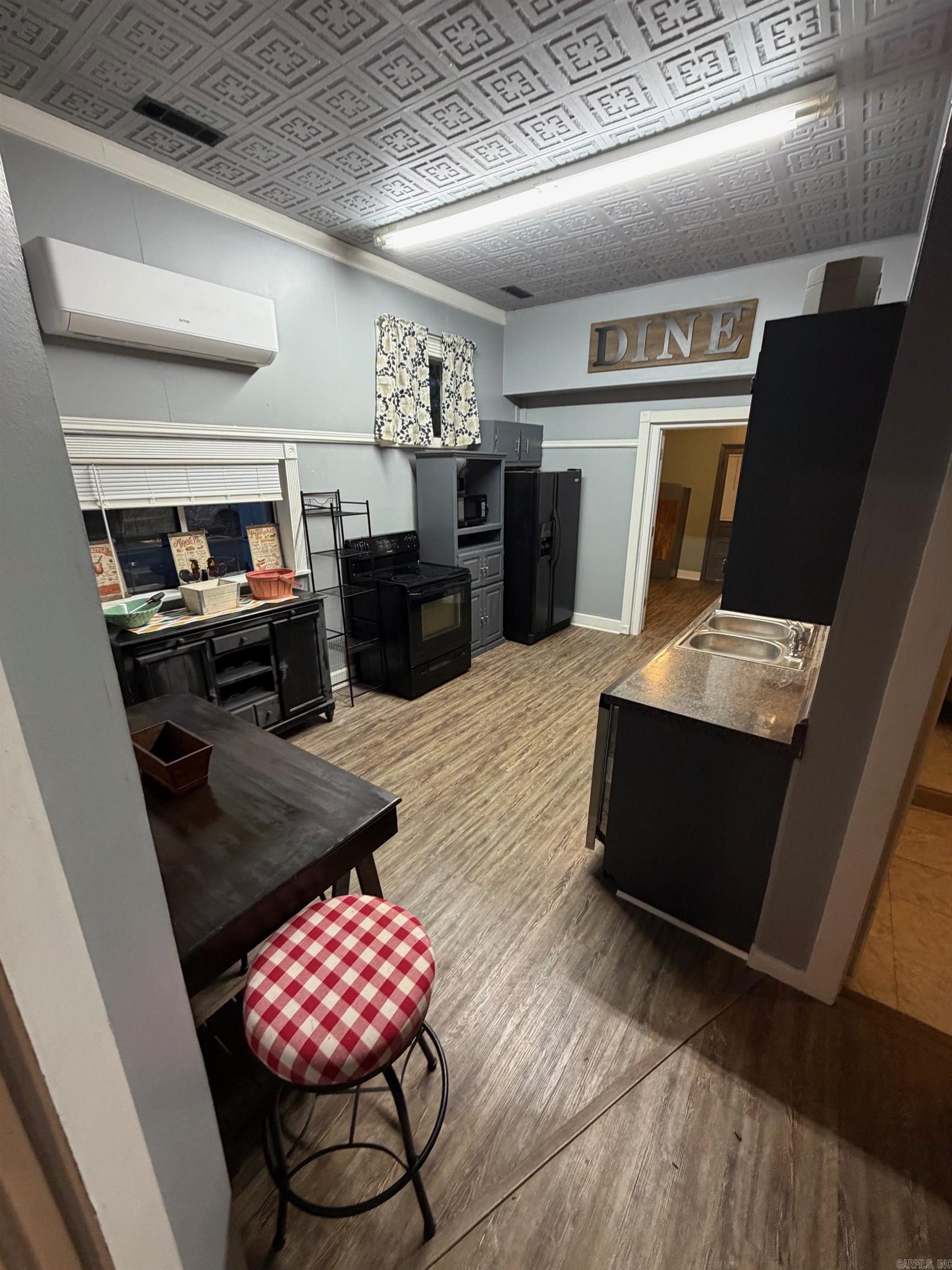 Pruetts 3rd - Residential