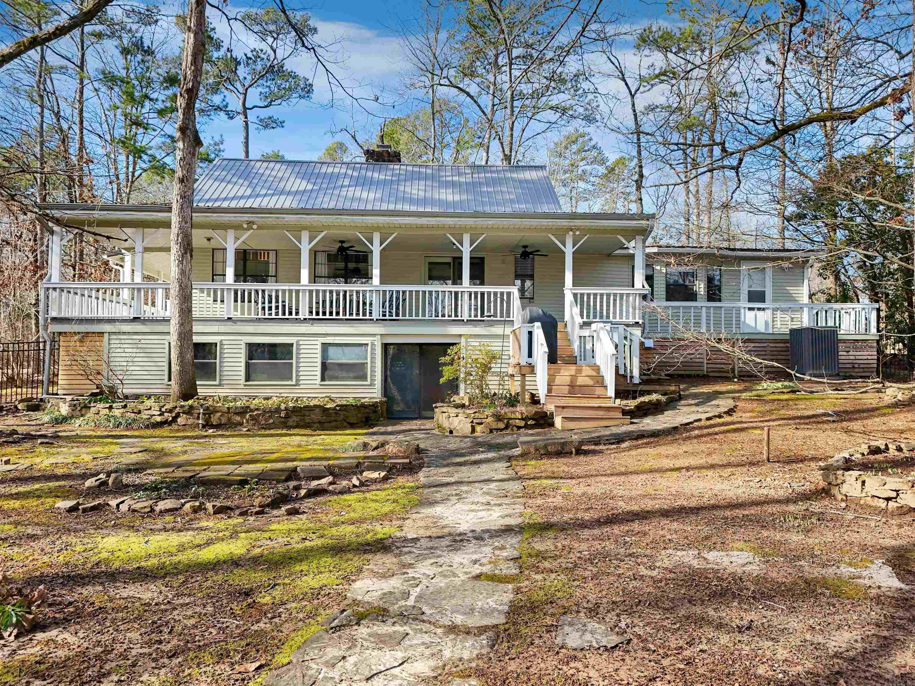 MYSTIC ISLE - LAKE - Residential