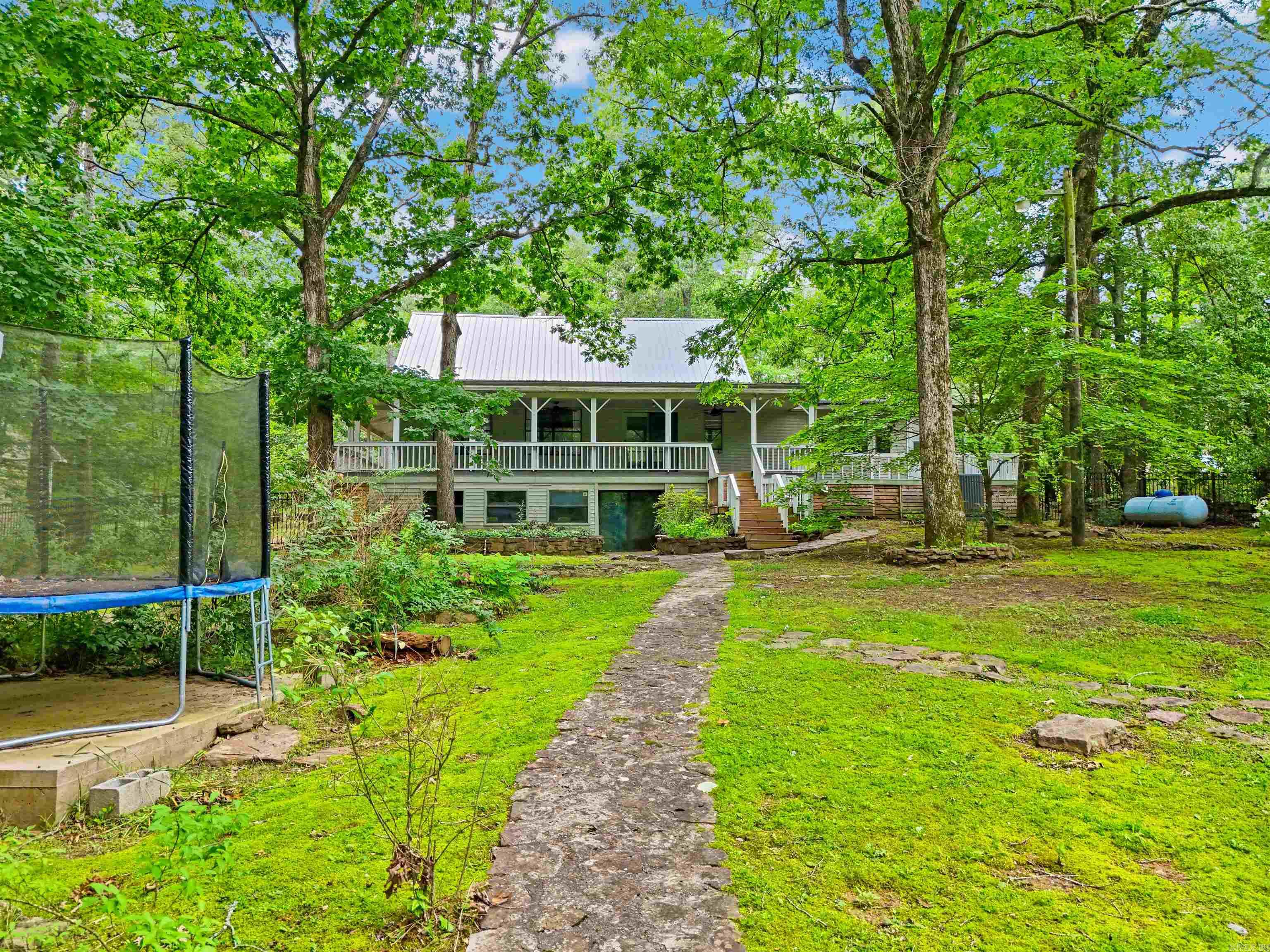 MYSTIC ISLE - LAKE - Residential