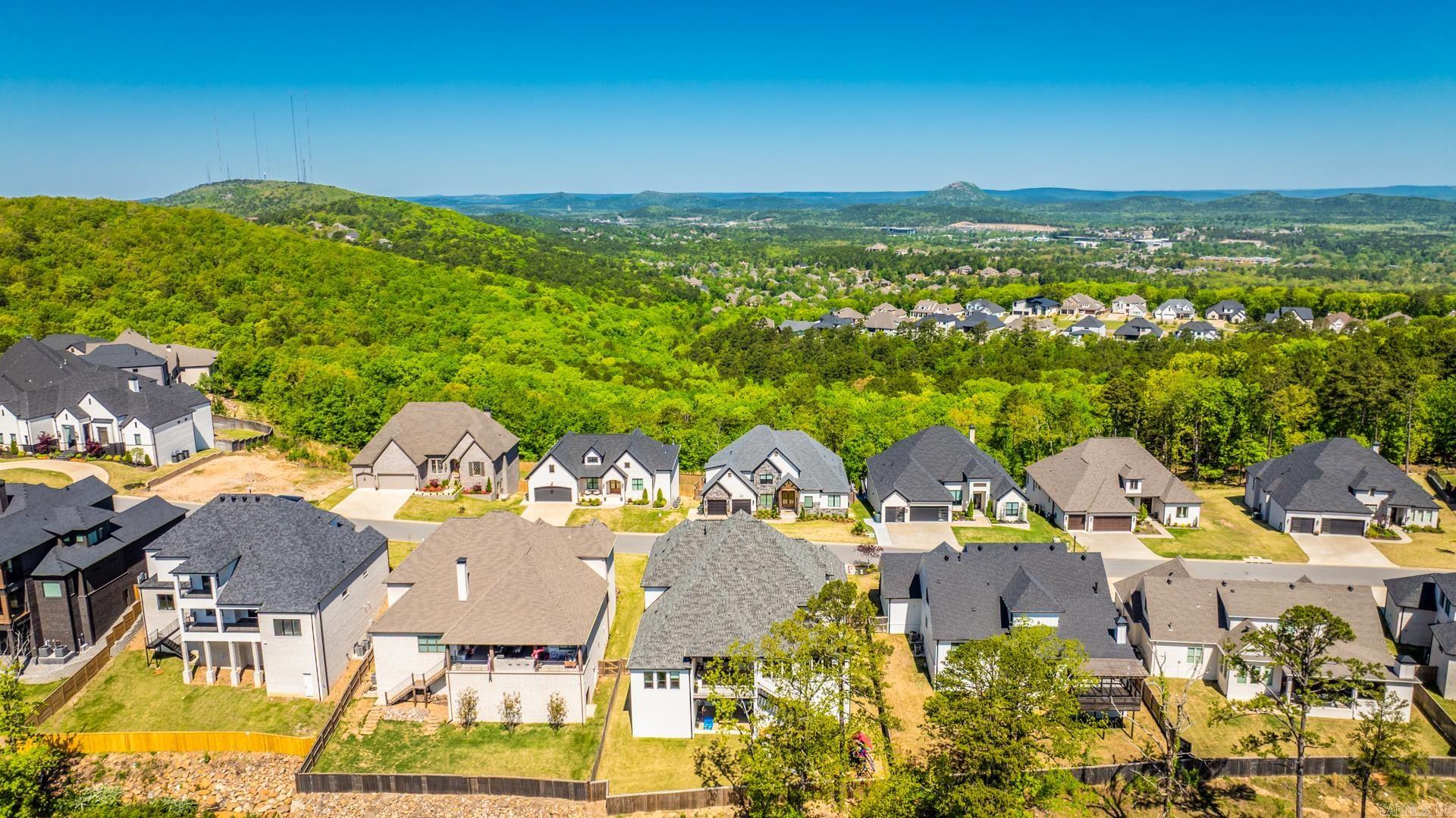 CHENAL VALLEY "FALSTONE COURT" - Residential