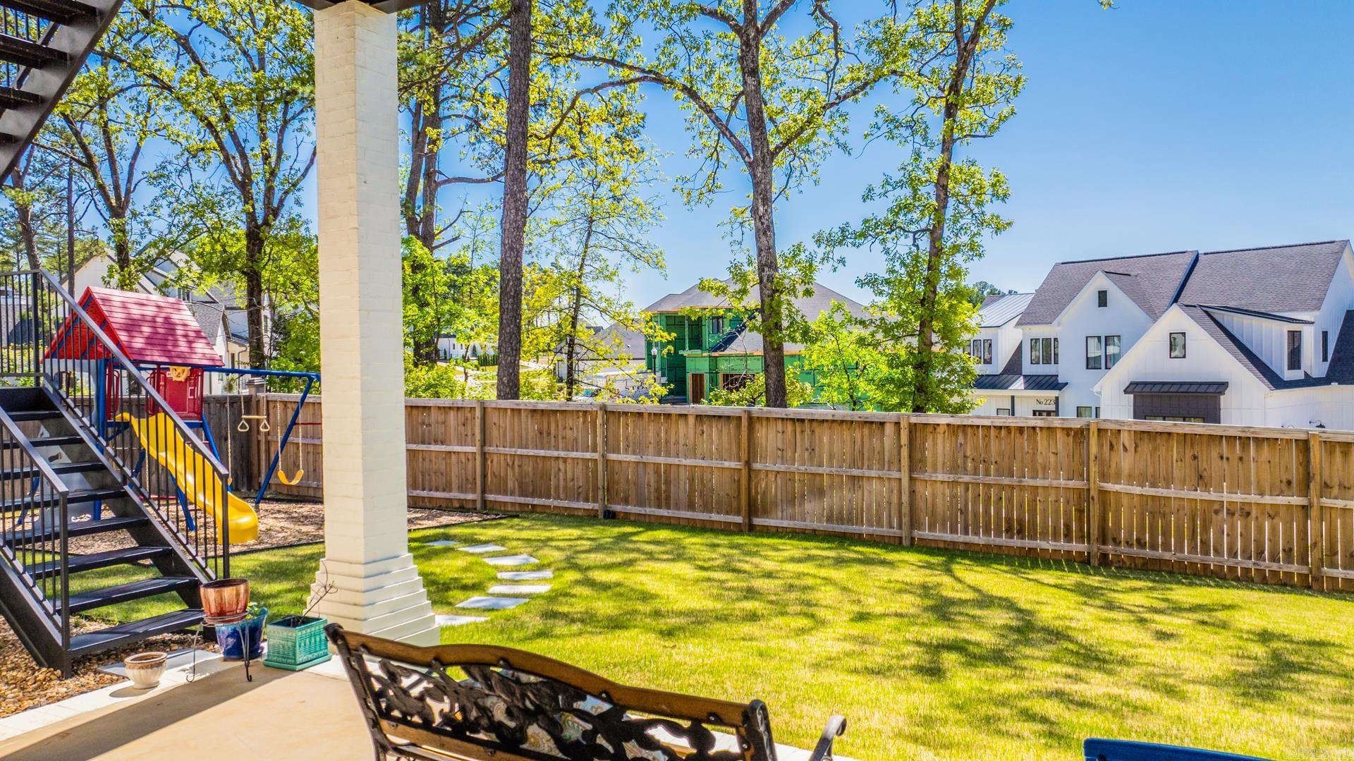 CHENAL VALLEY "FALSTONE COURT" - Residential