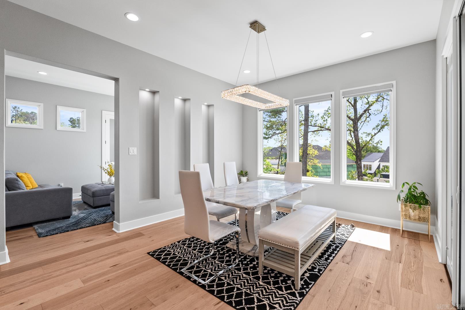 CHENAL VALLEY "FALSTONE COURT" - Residential