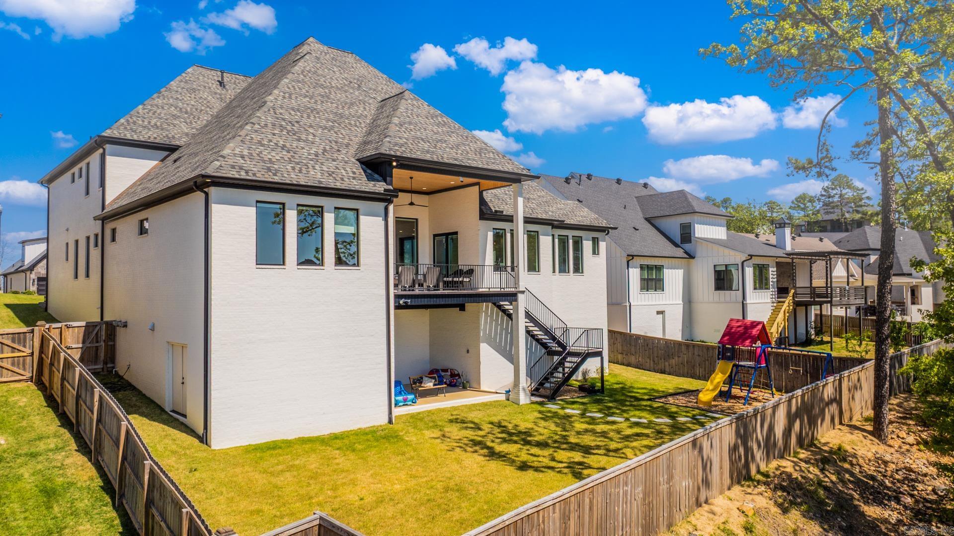 CHENAL VALLEY "FALSTONE COURT" - Residential