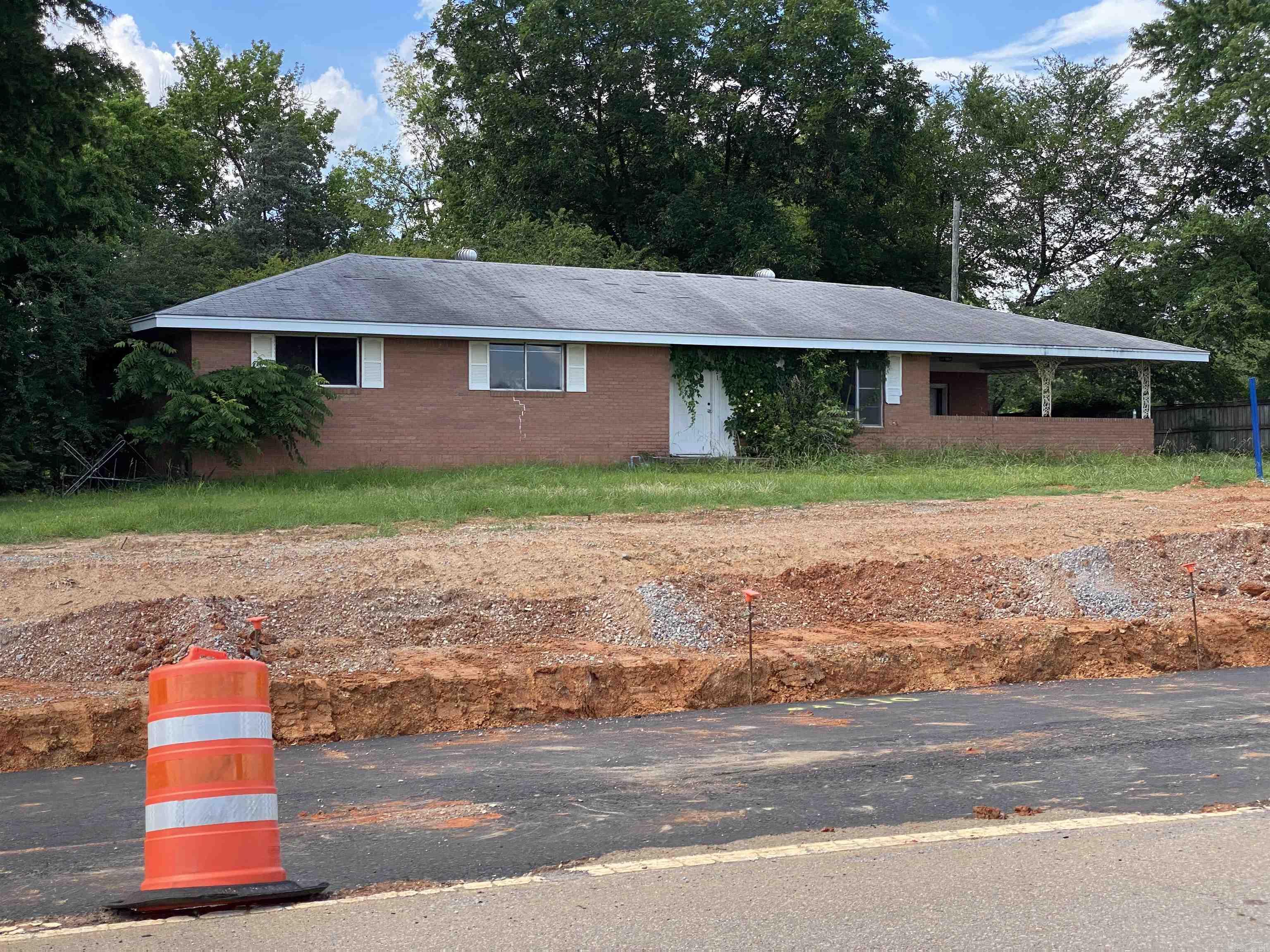 Longhills Village - Commercial Sale
