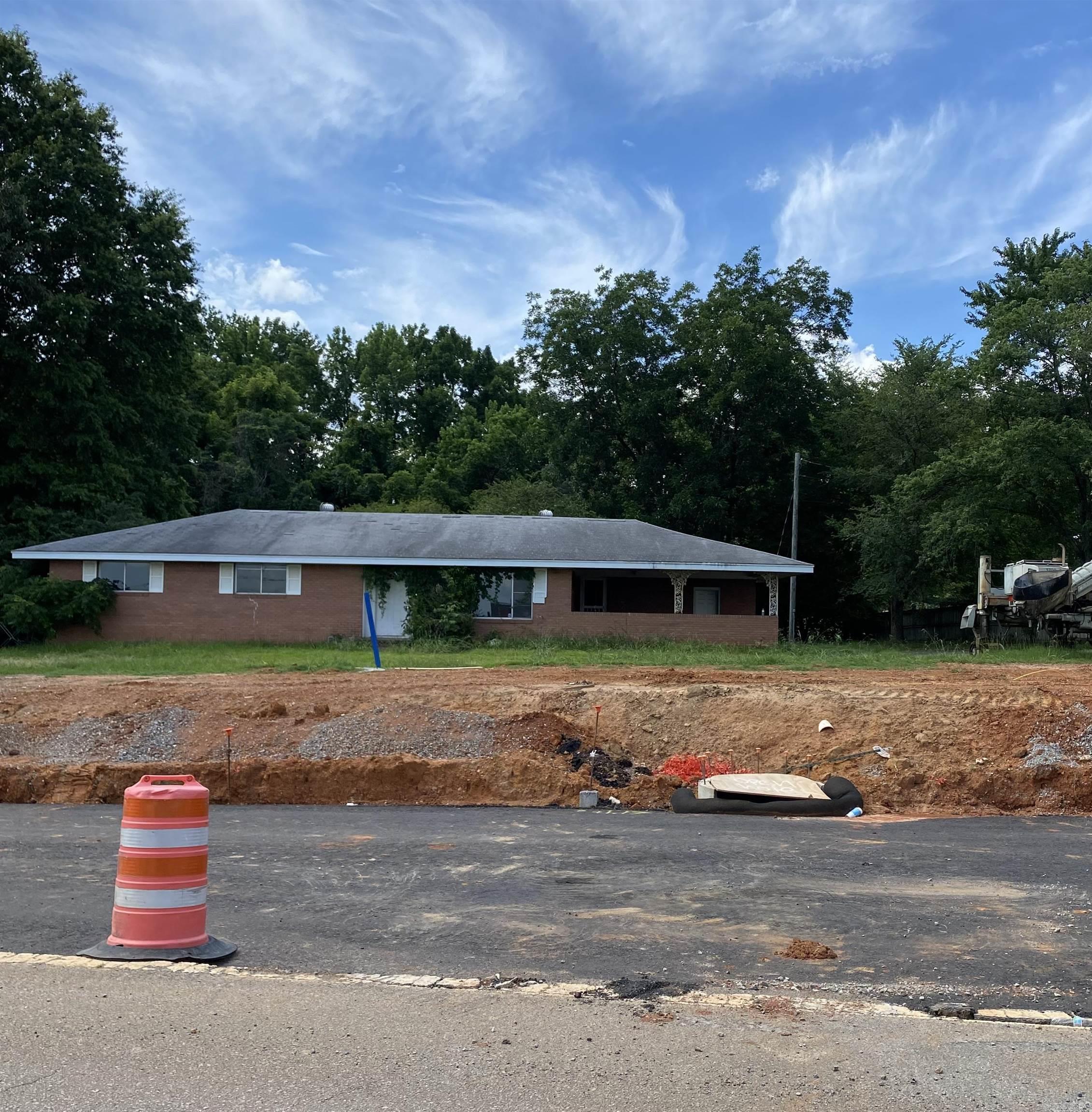 Longhills Village - Commercial Sale