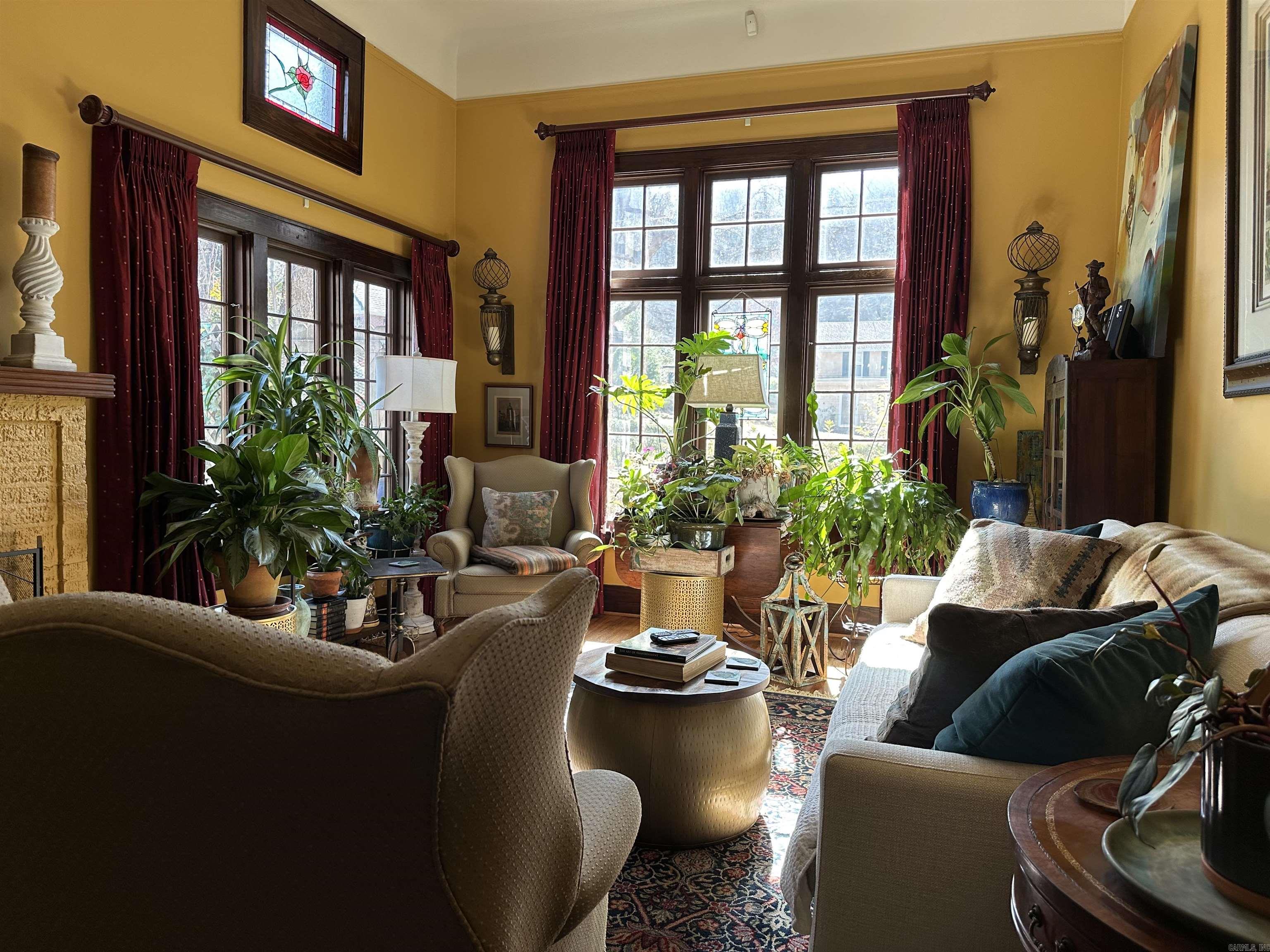 THOMPSON, M.G. - Residential