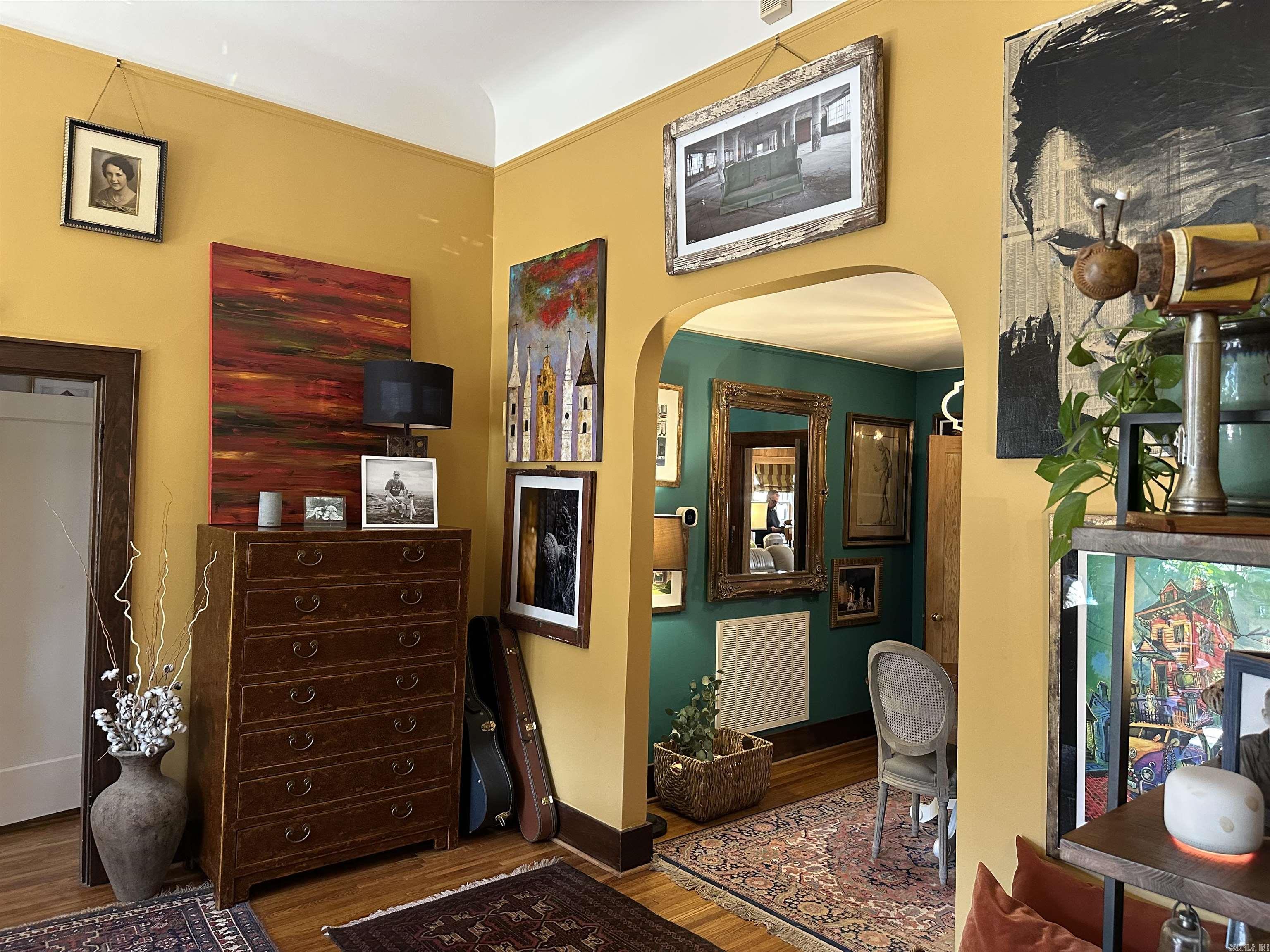 THOMPSON, M.G. - Residential