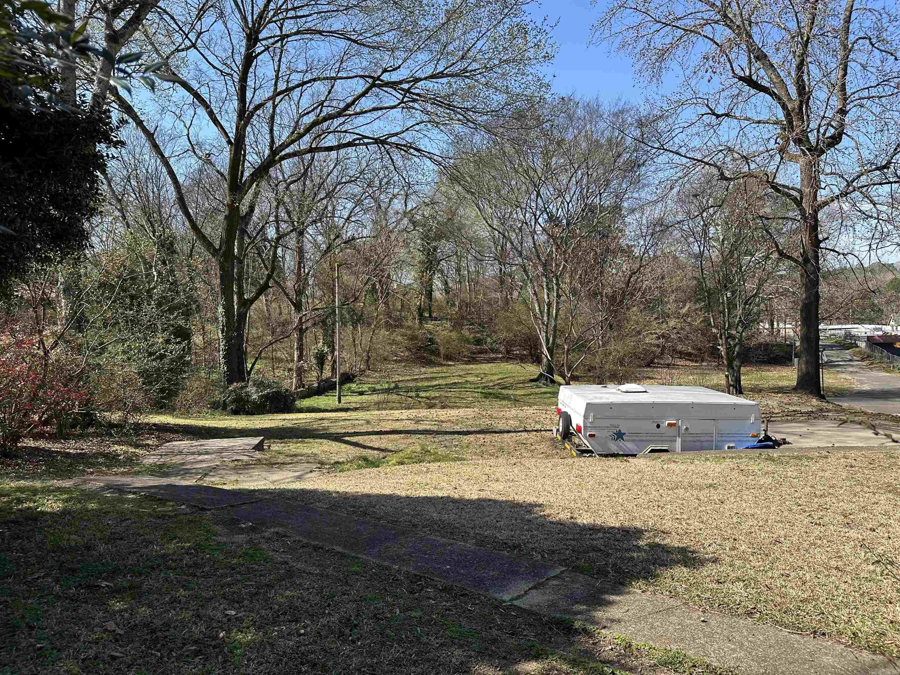 THOMPSON, M.G. - Residential